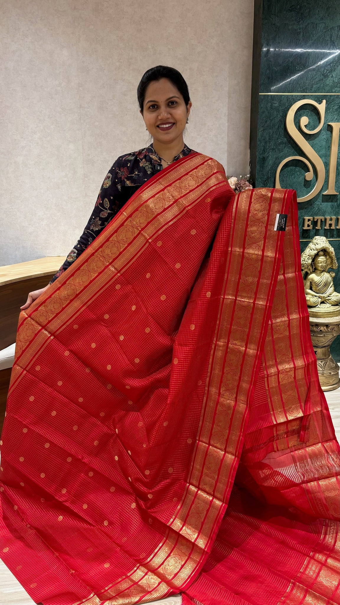 Handloom kanchi pattu red