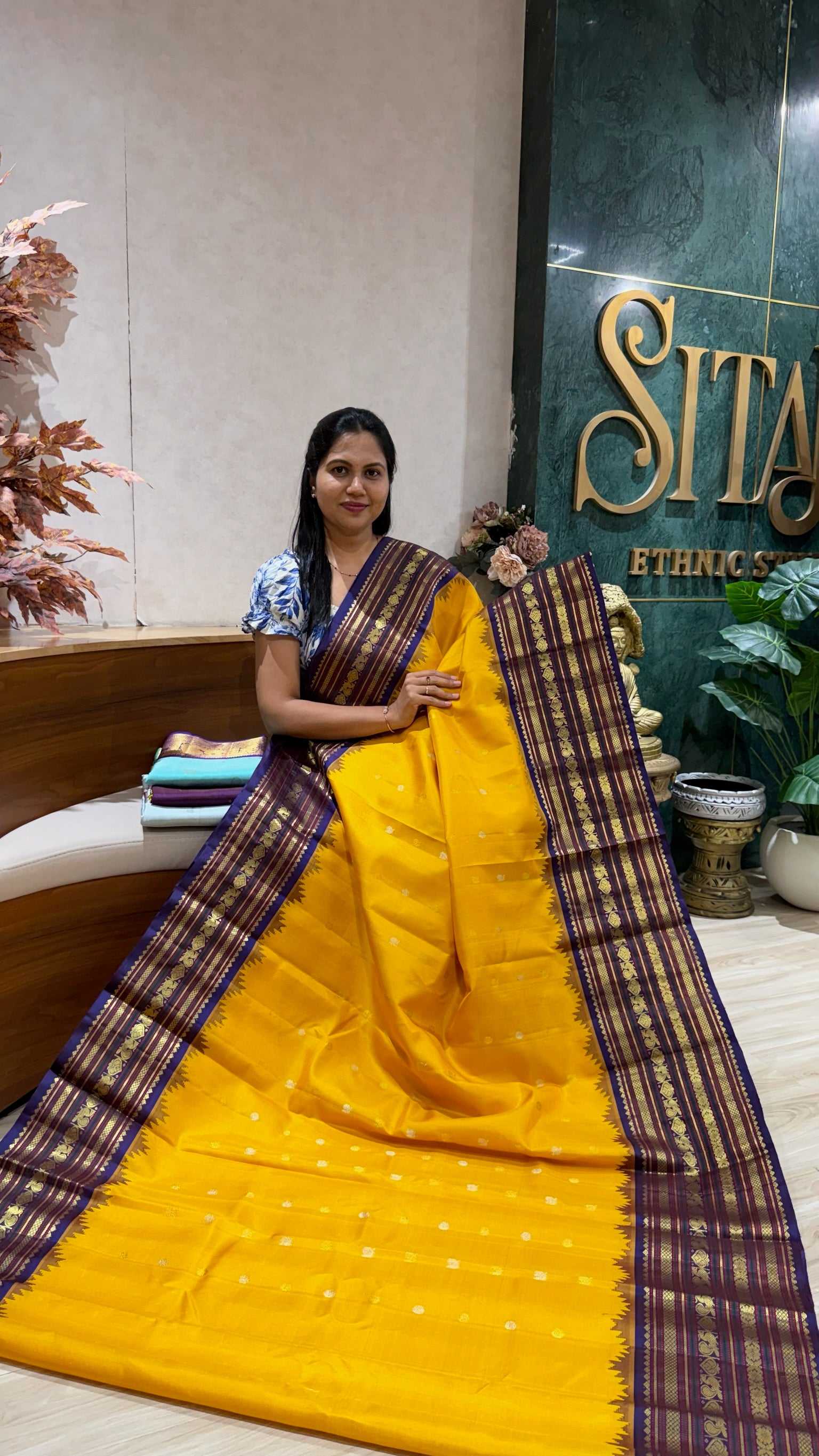Handloom Gadwal pattu