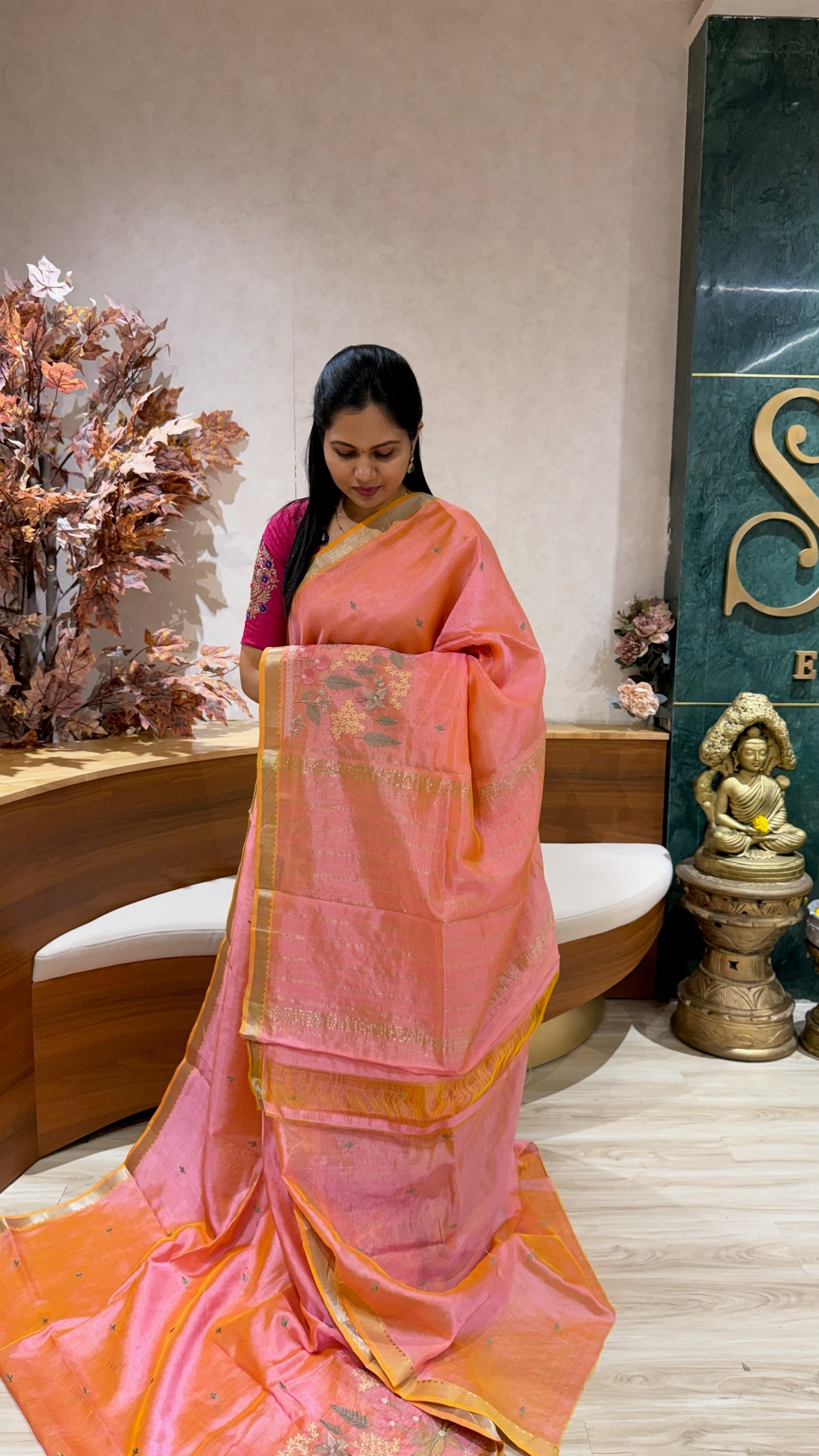 Handloom Mangalgiri embroidery