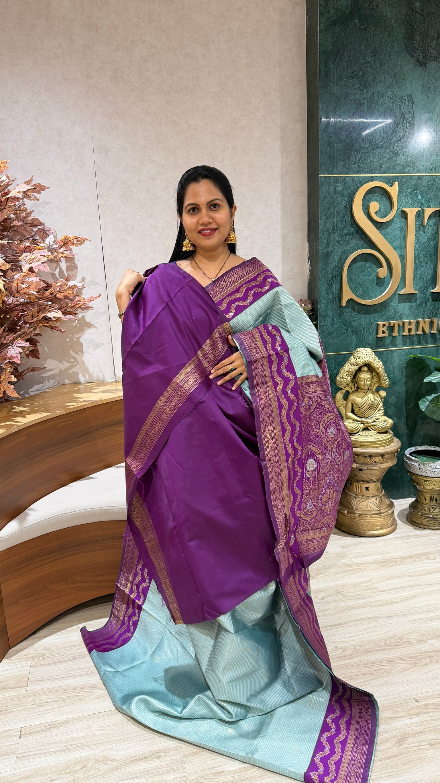 Semi pattu