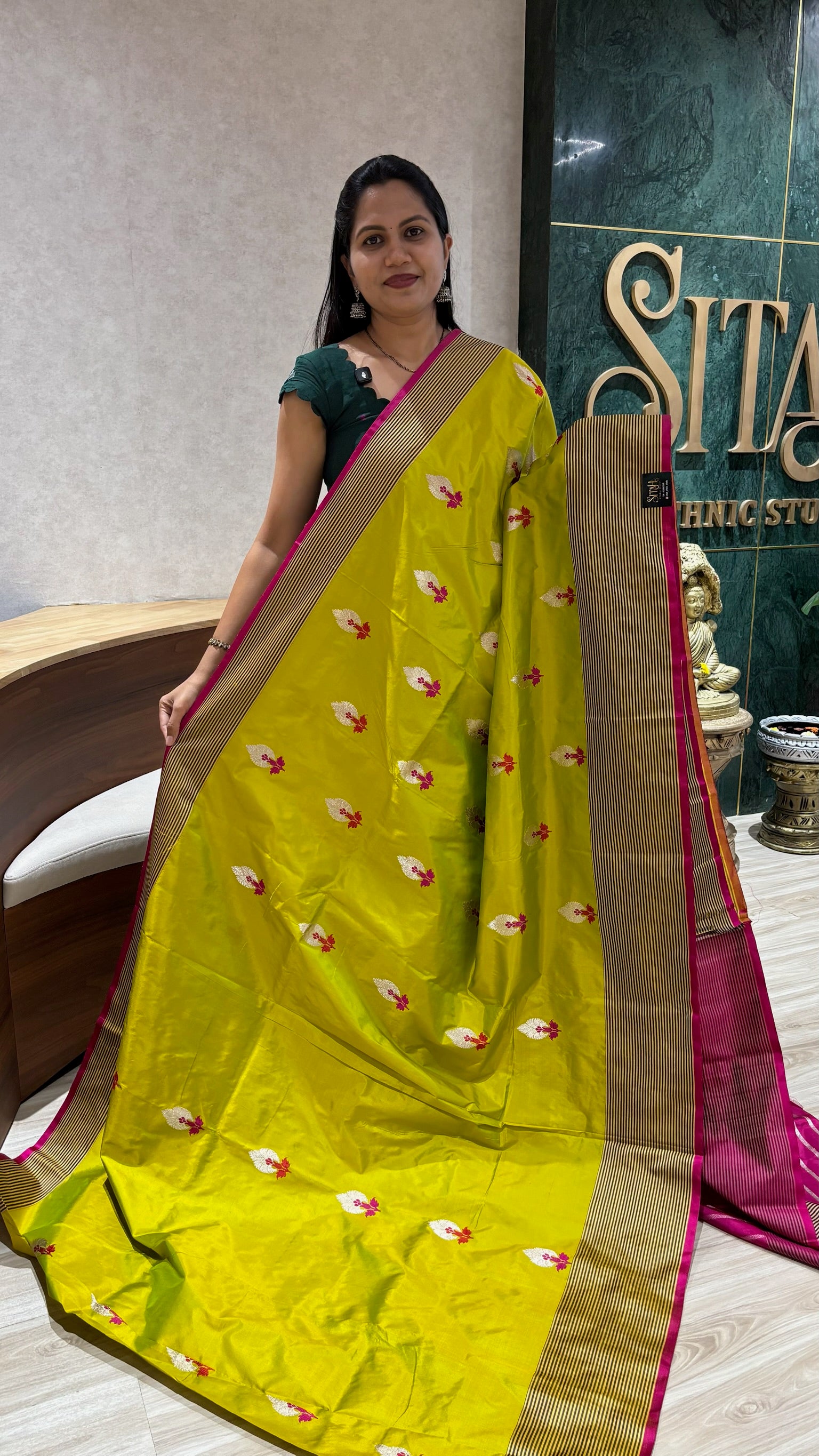 Handloom banaras pattu