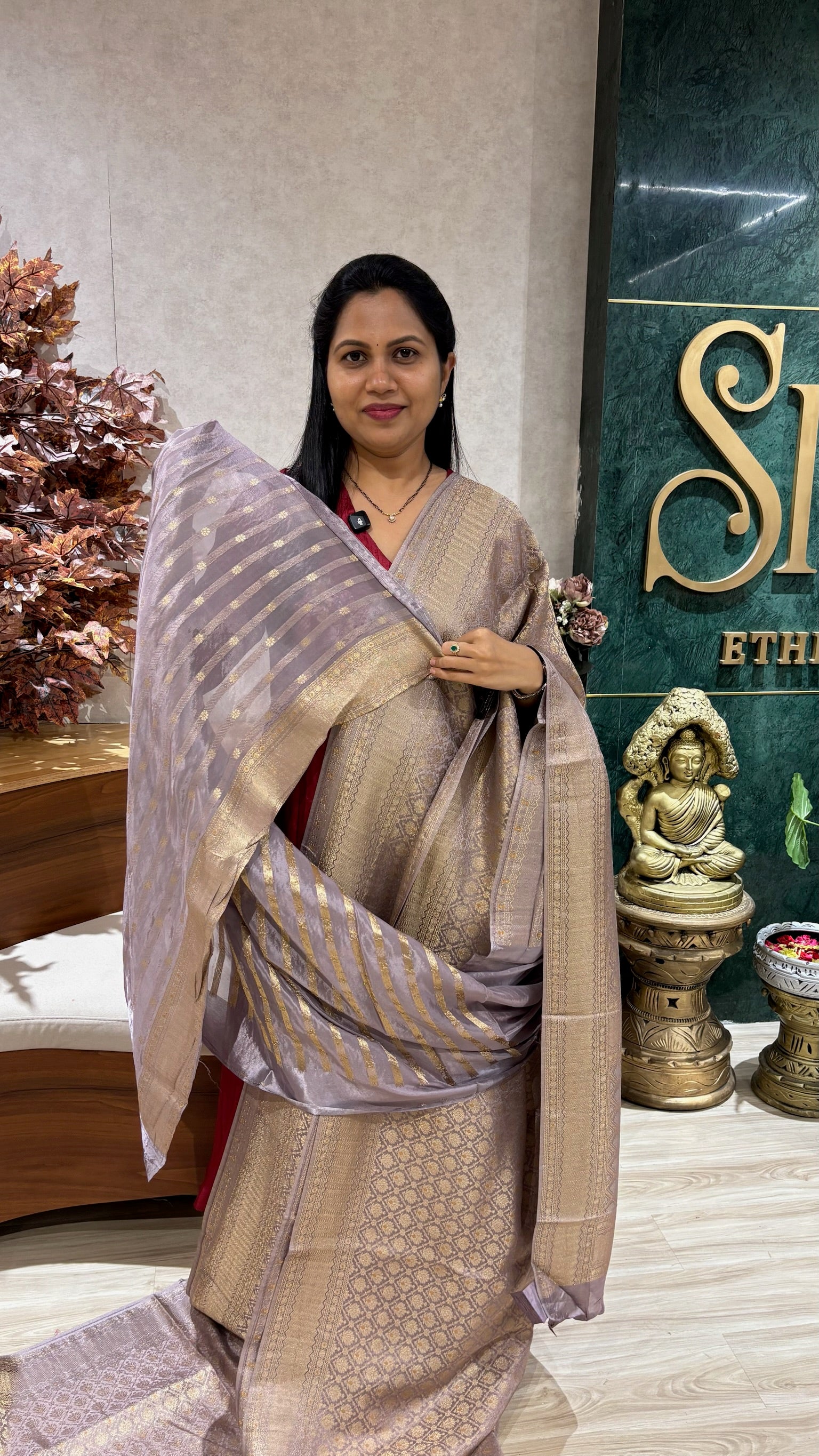 Banaras crepe brocade
