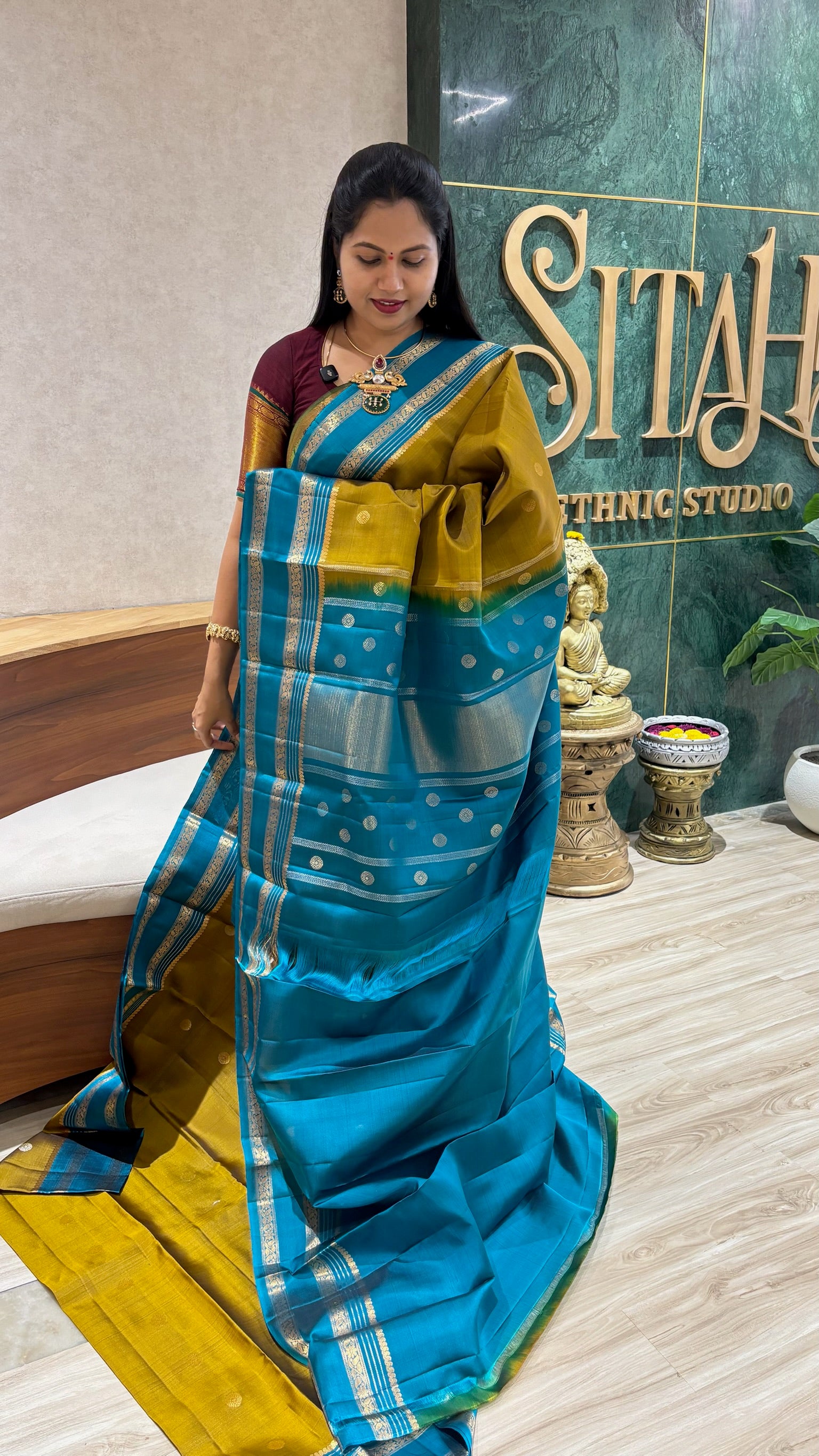 Handloom kanchi mehndi green