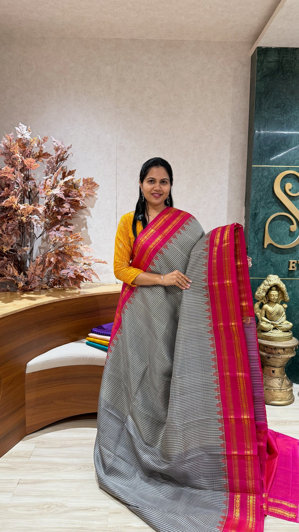 Handloom Gadwal pattu
