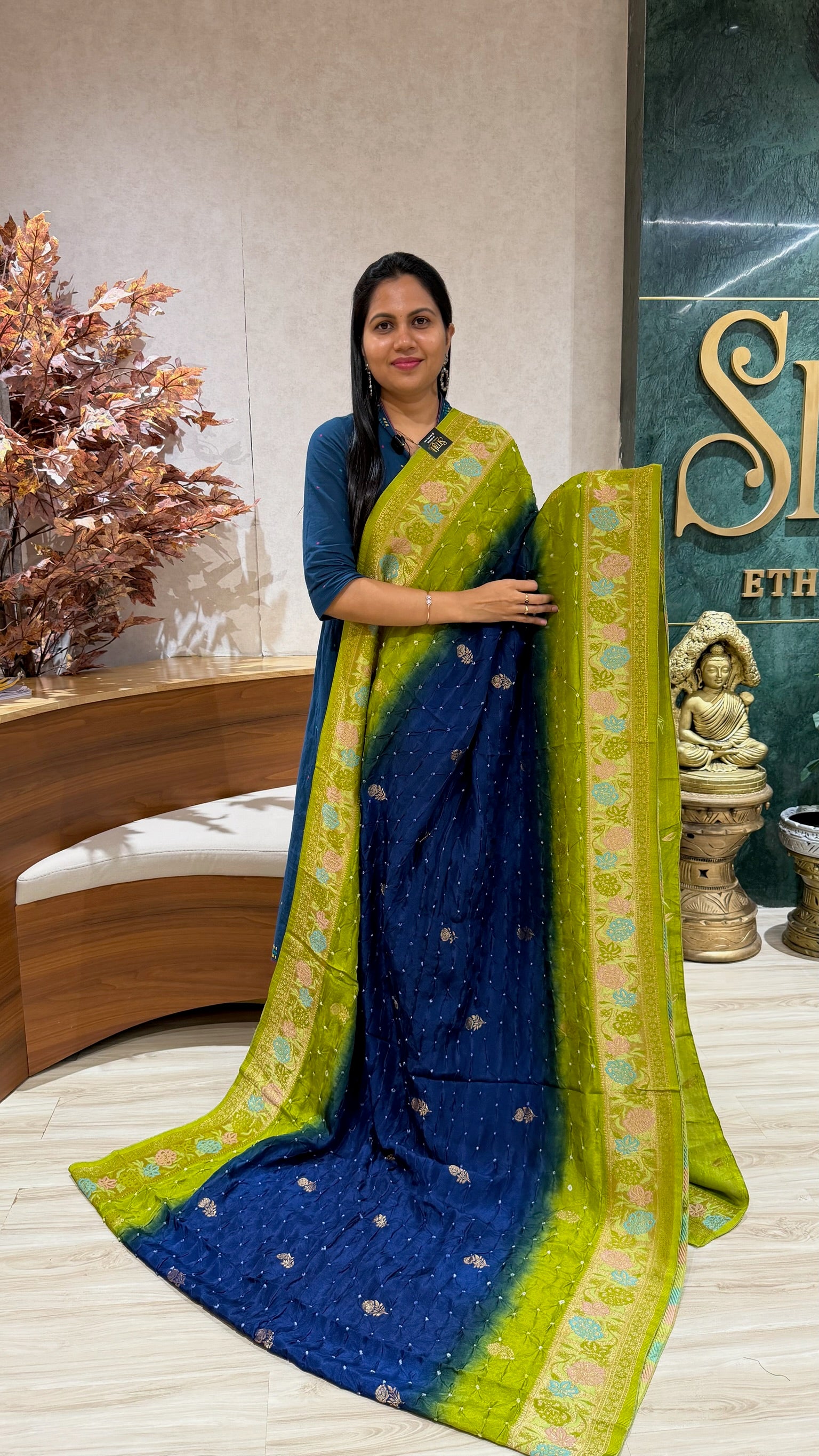 Crepe bandhini