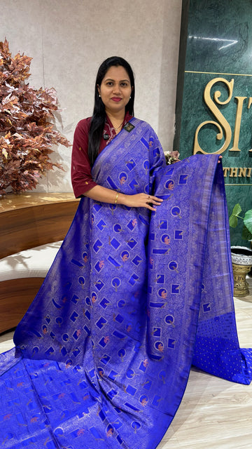 Banaras allover weaving