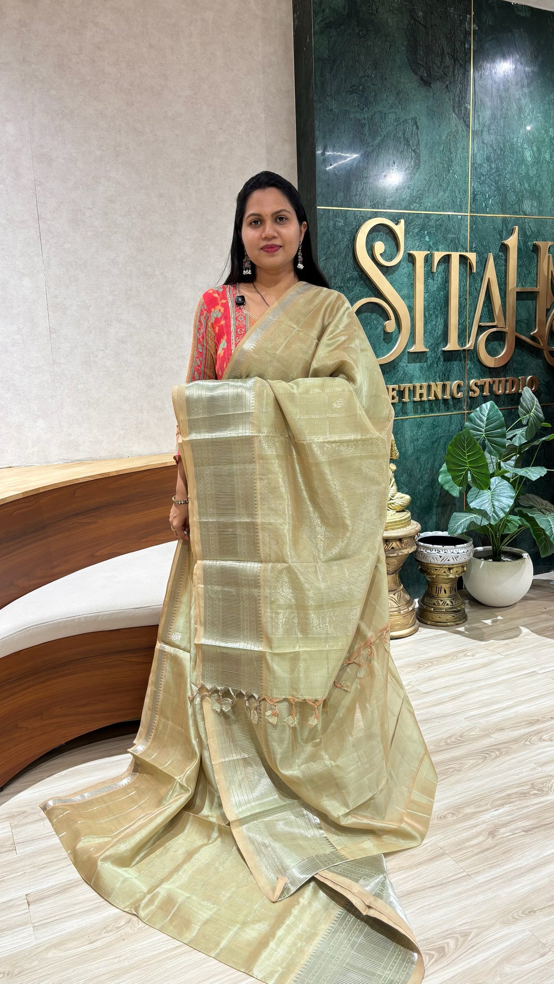 Handloom mangalgiri pattu