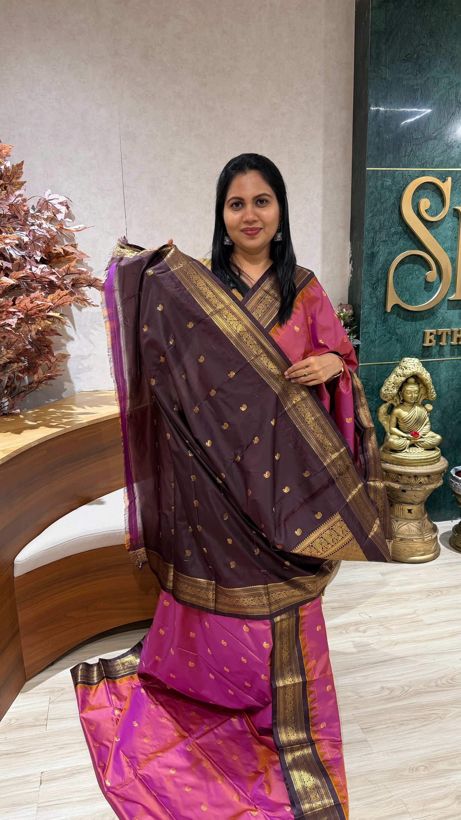 Semi Gadwal