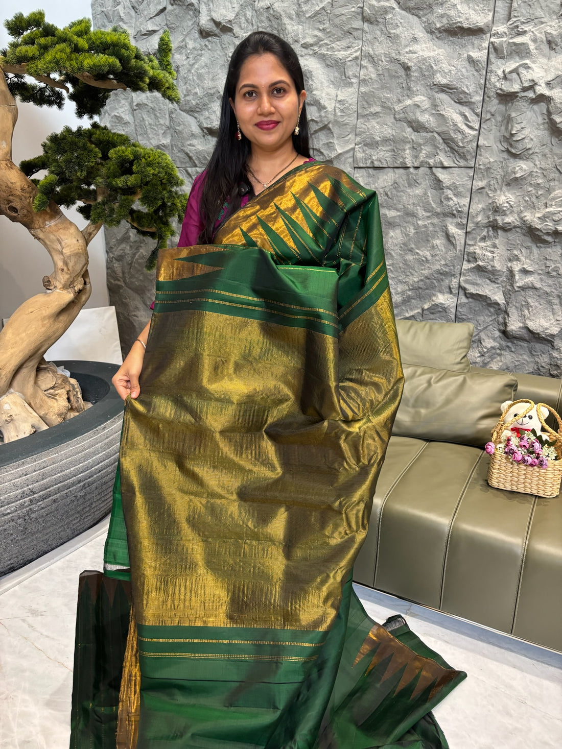 Handloom gadwal pattu