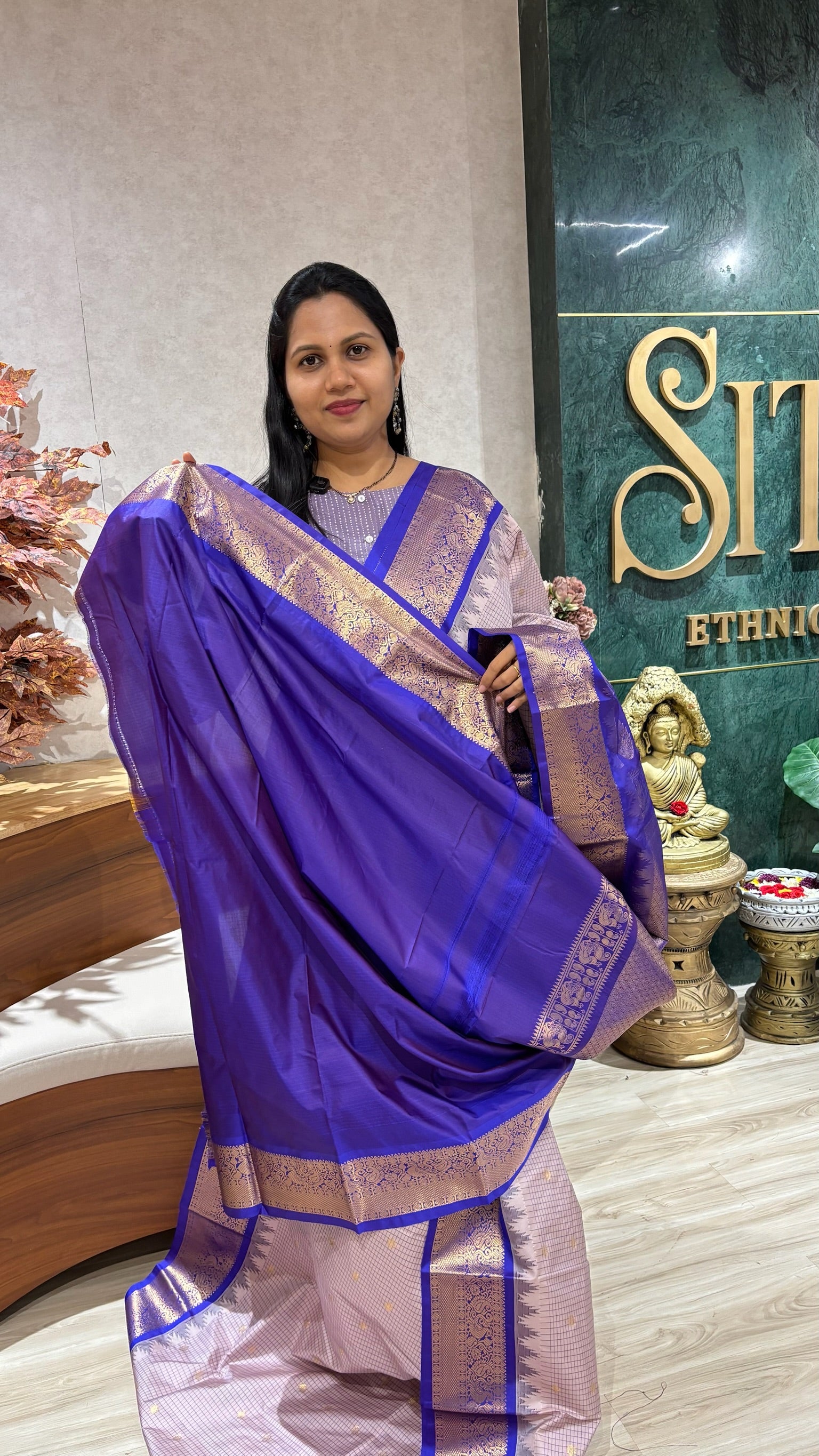 Semi Gadwal
