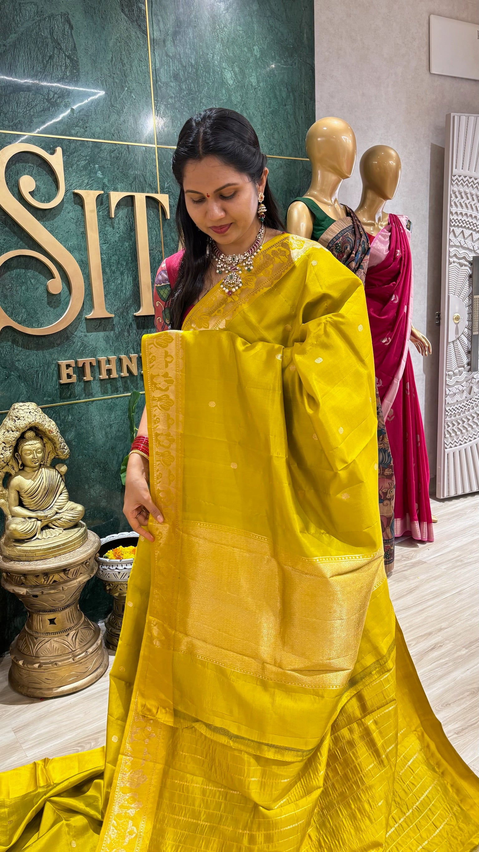 Pure handloom mango pattu