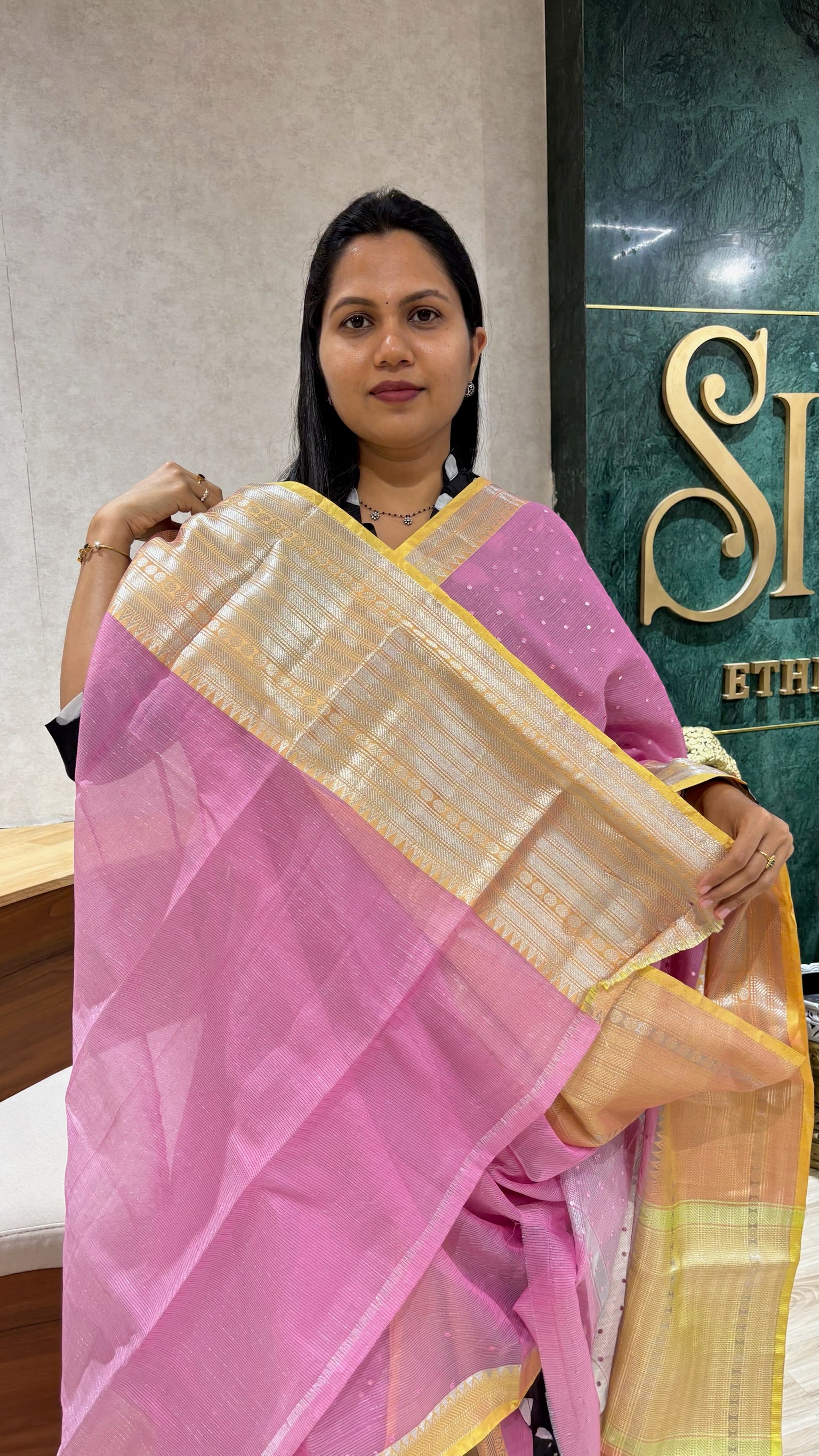 Mangalgiri mirror work