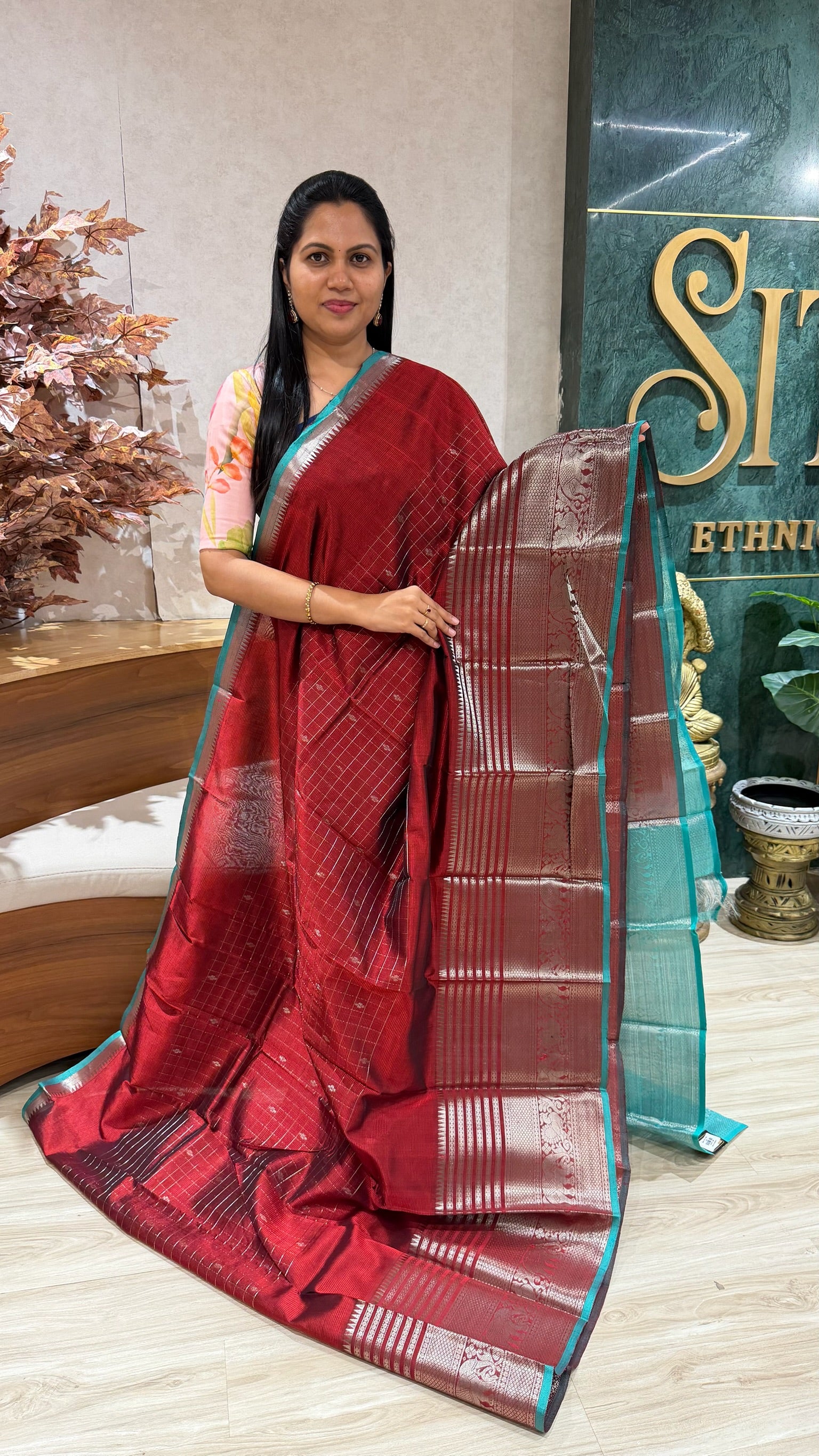 Handloom mangalgiri pattu