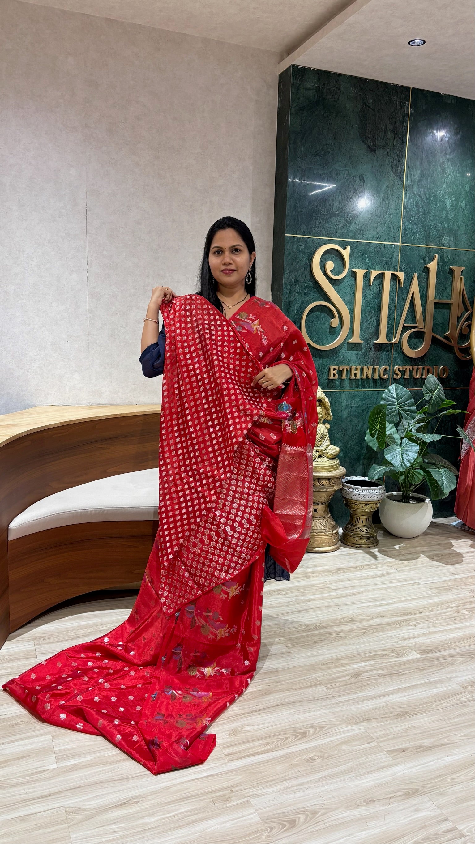 Paper silk buti border