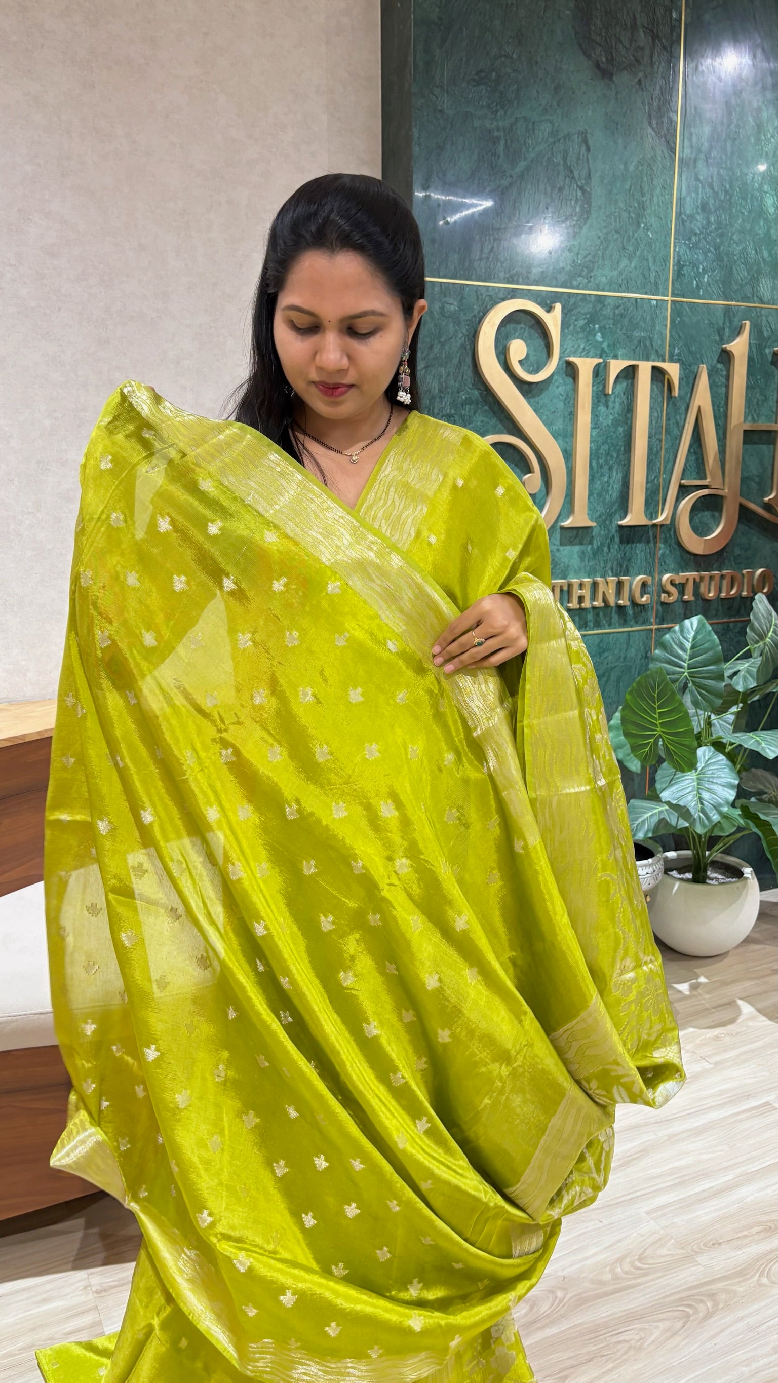 Paper silk mehndi green