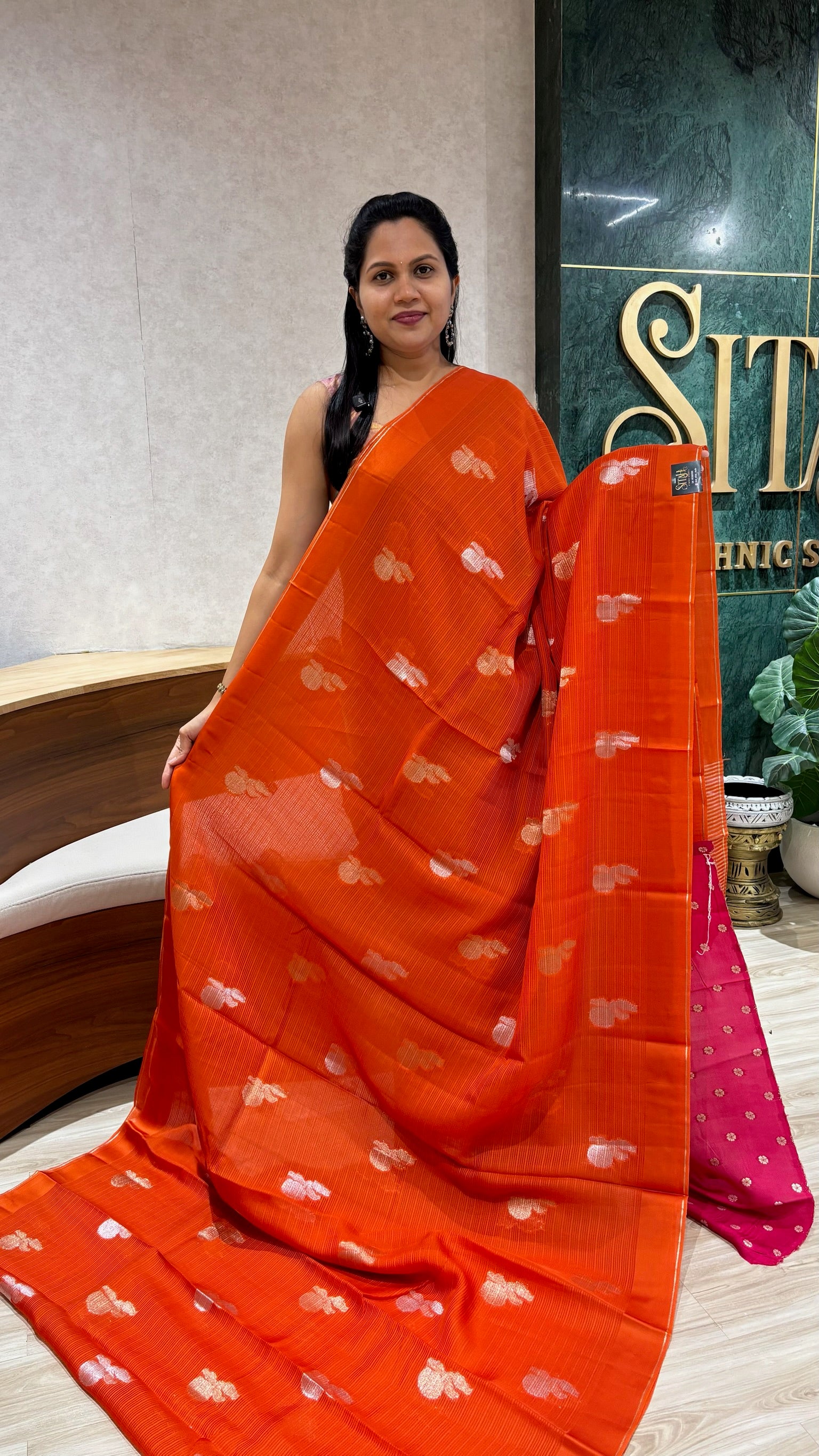 Organza kota orange