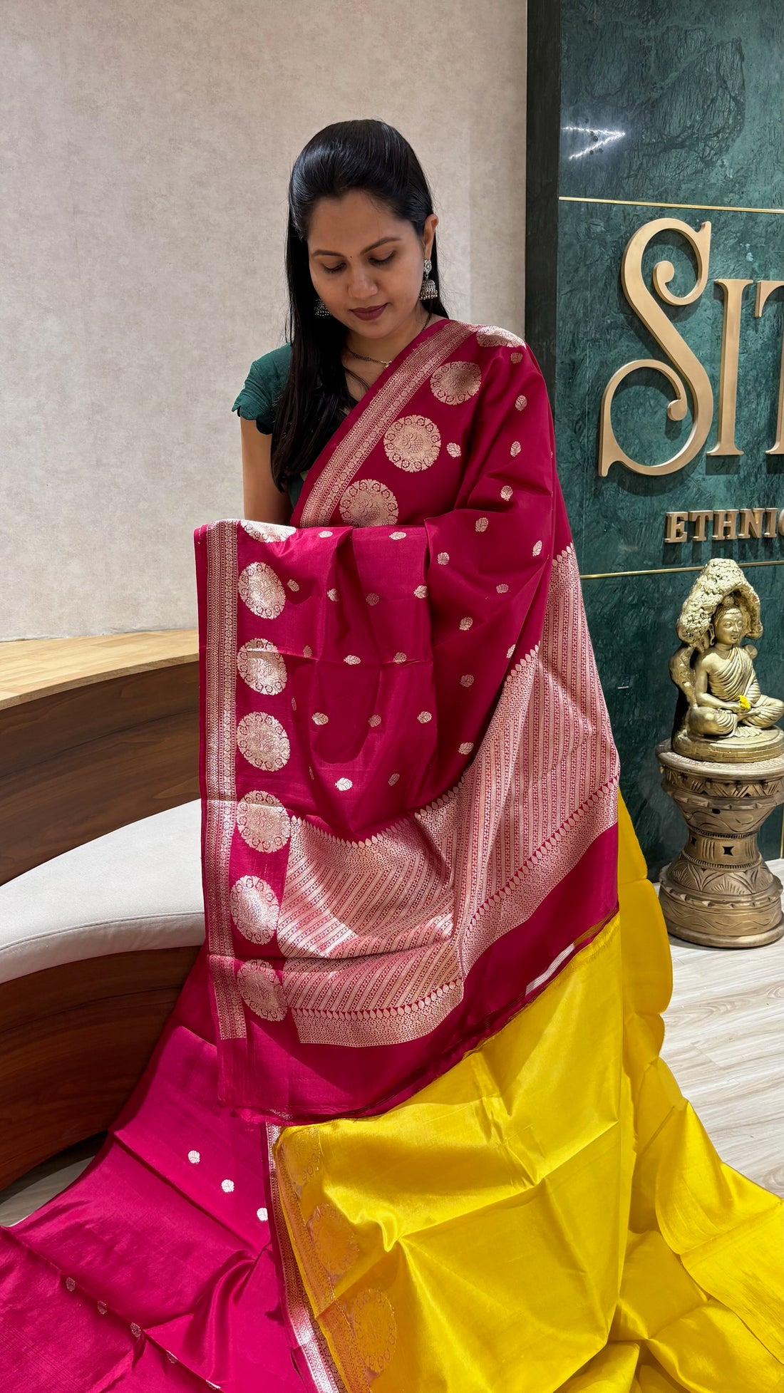 Handloom mango pattu