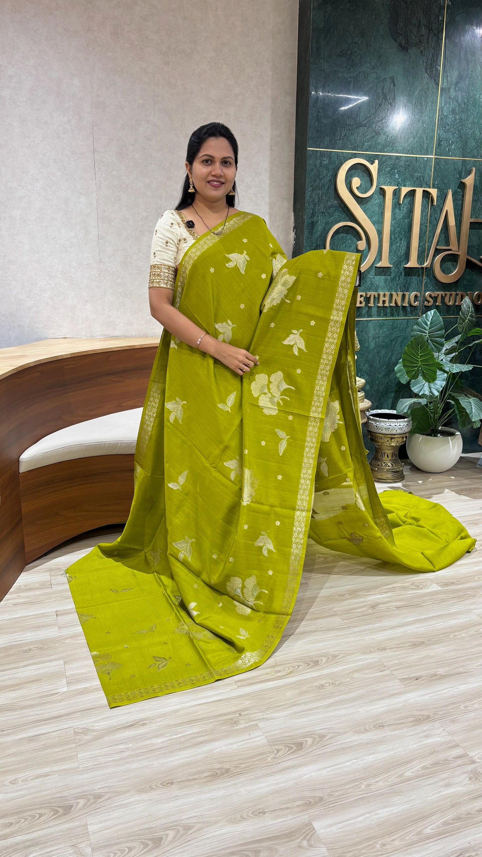 Tussar georgette mendhi green