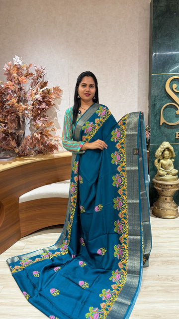 Dola silk tanjore print
