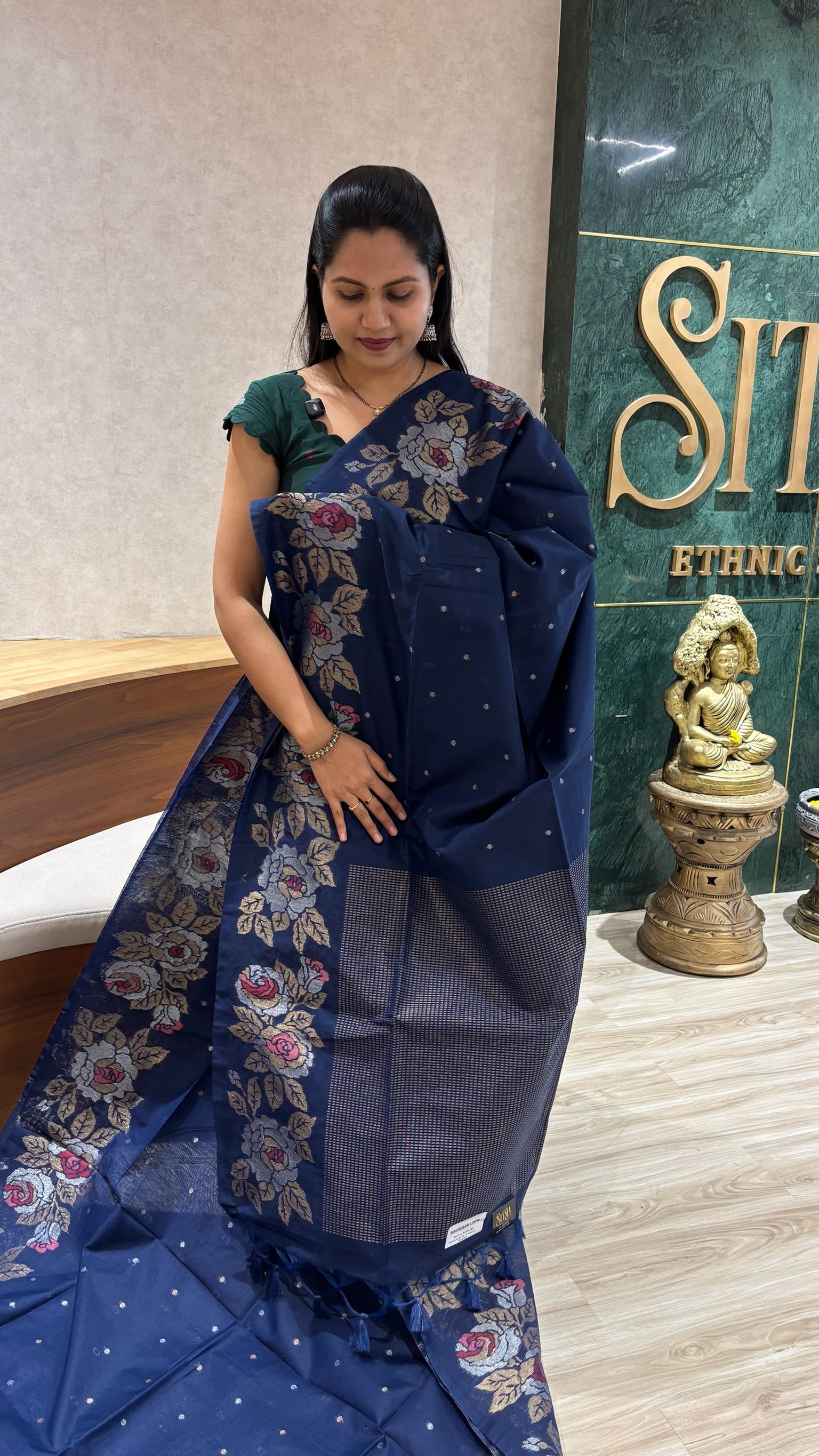 Madhuram linen blue