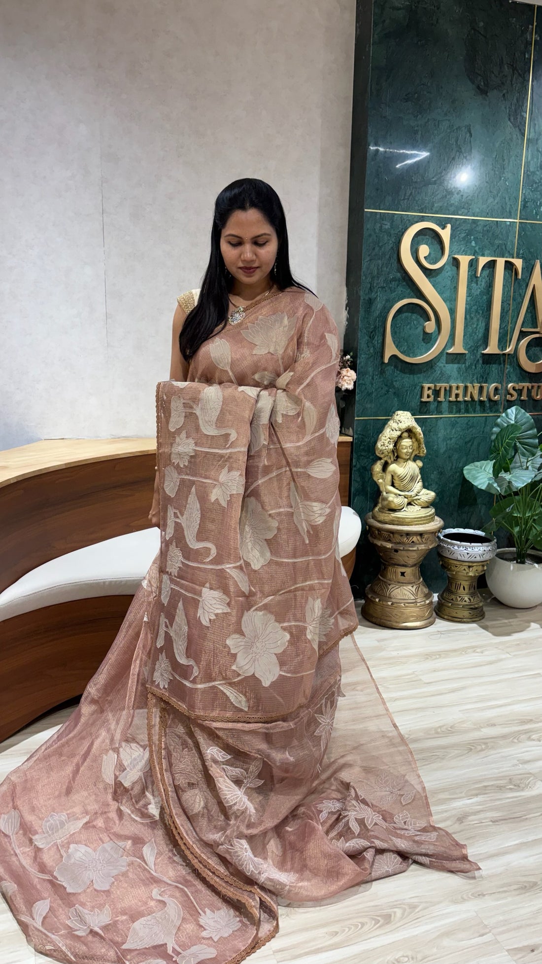 kota tissue applique work