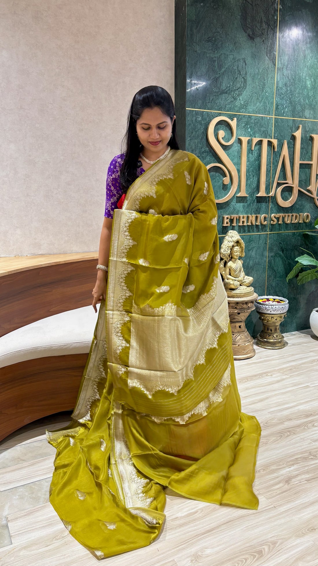 Crepe organza mehndi green