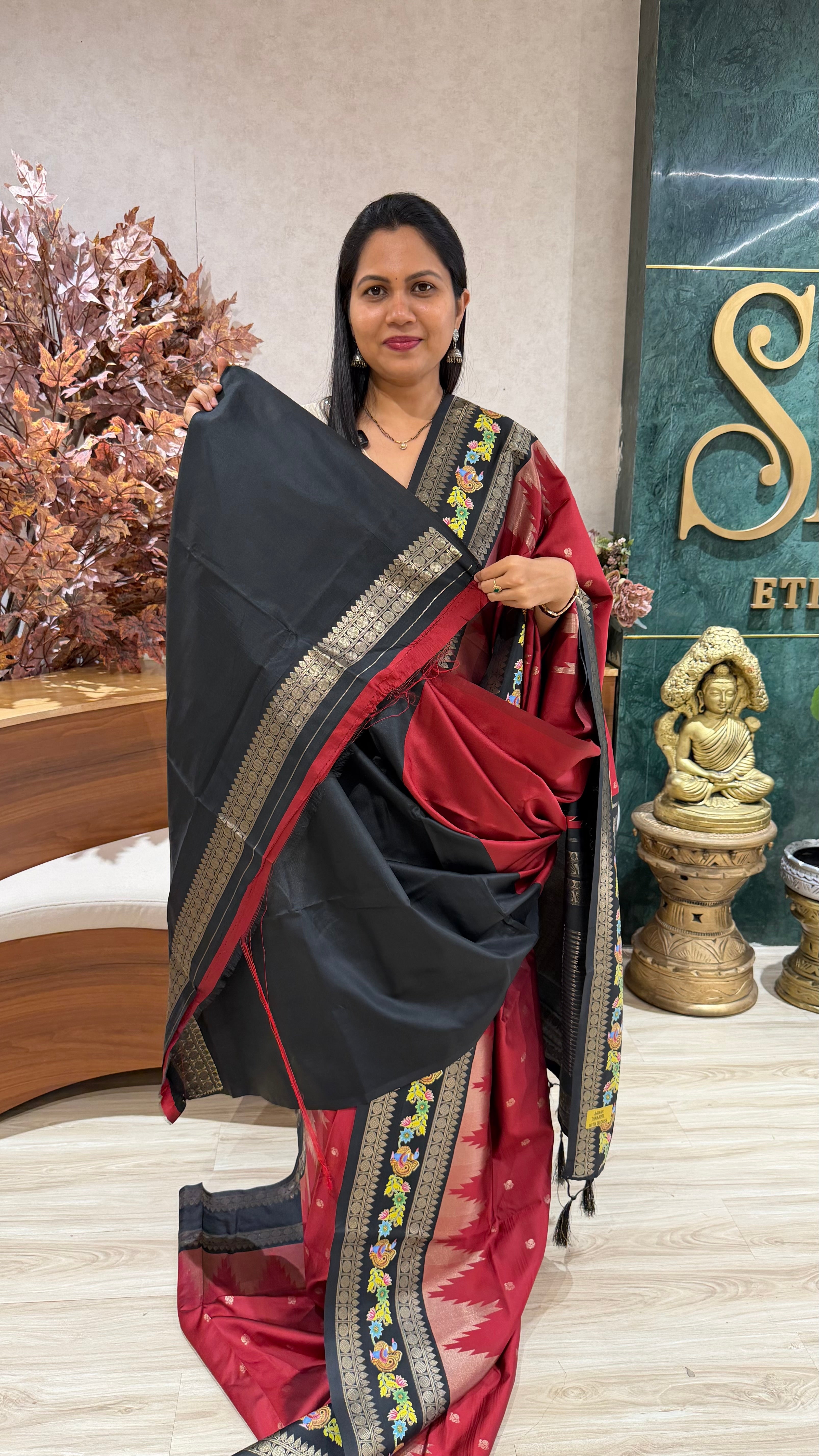 Fancy silk Tanjore print