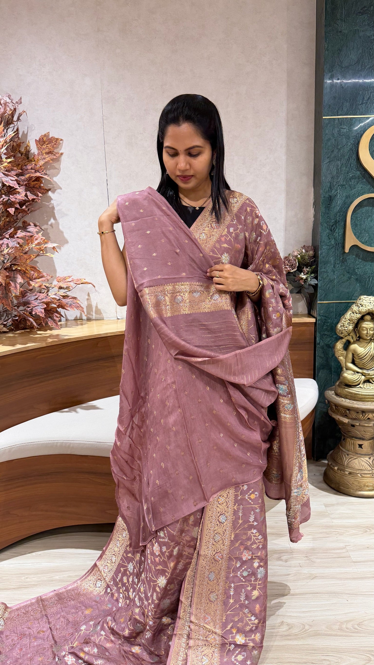 Fancy munga jhamdani weaving