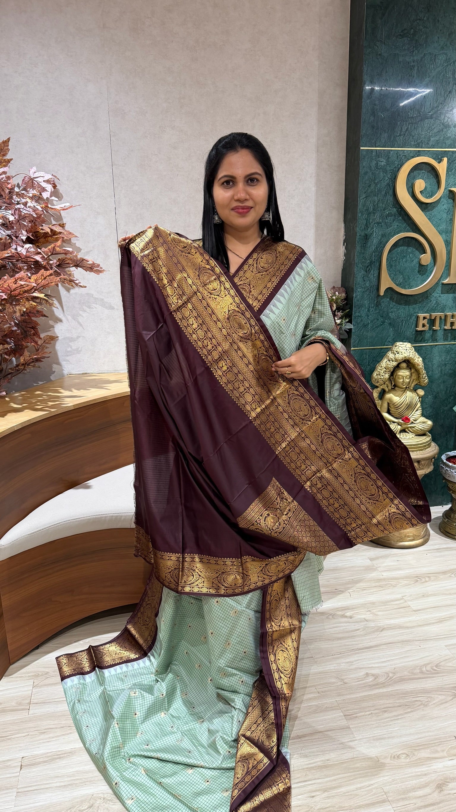 Semi Gadwal