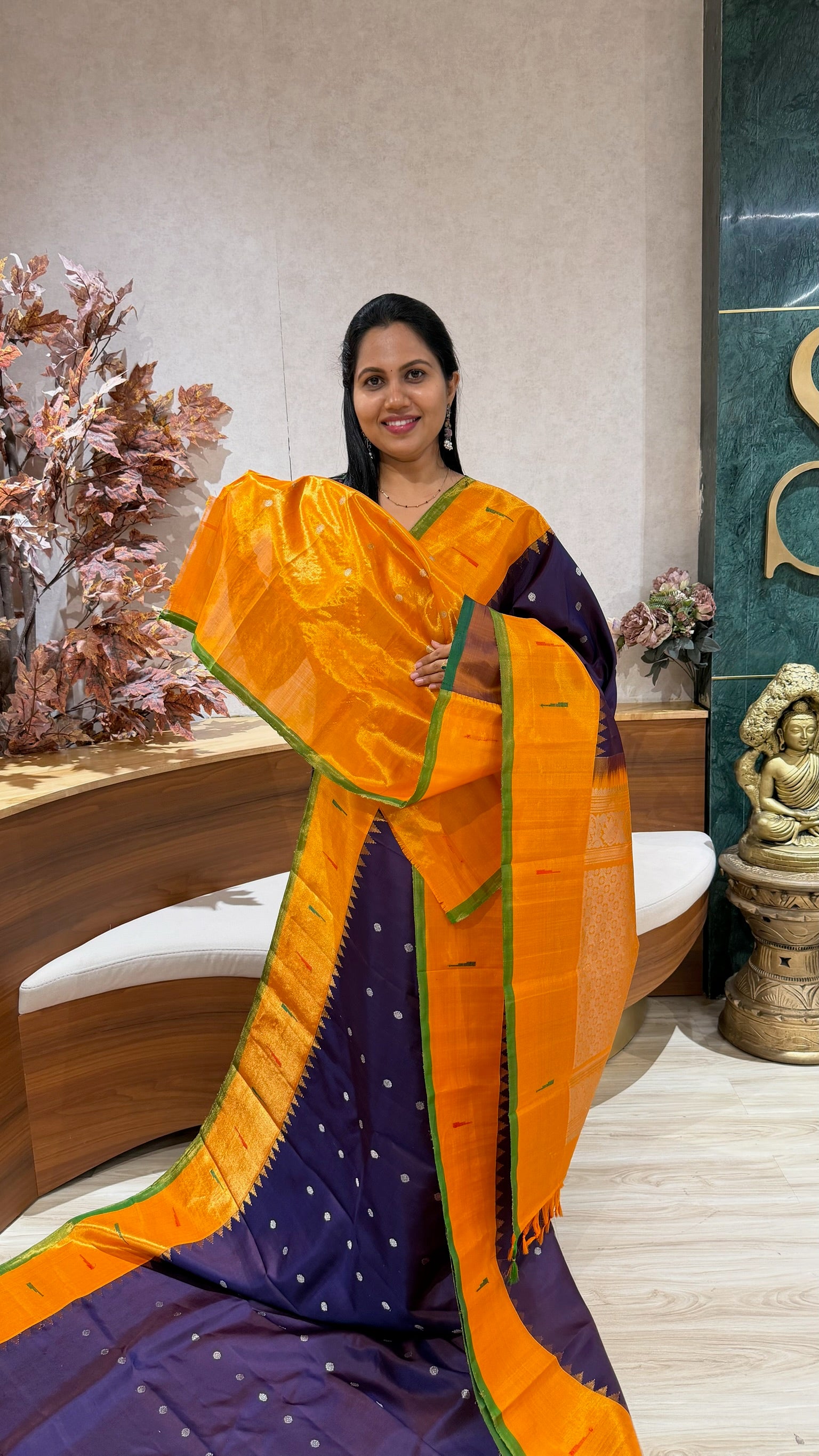Handloom gadwal pattu