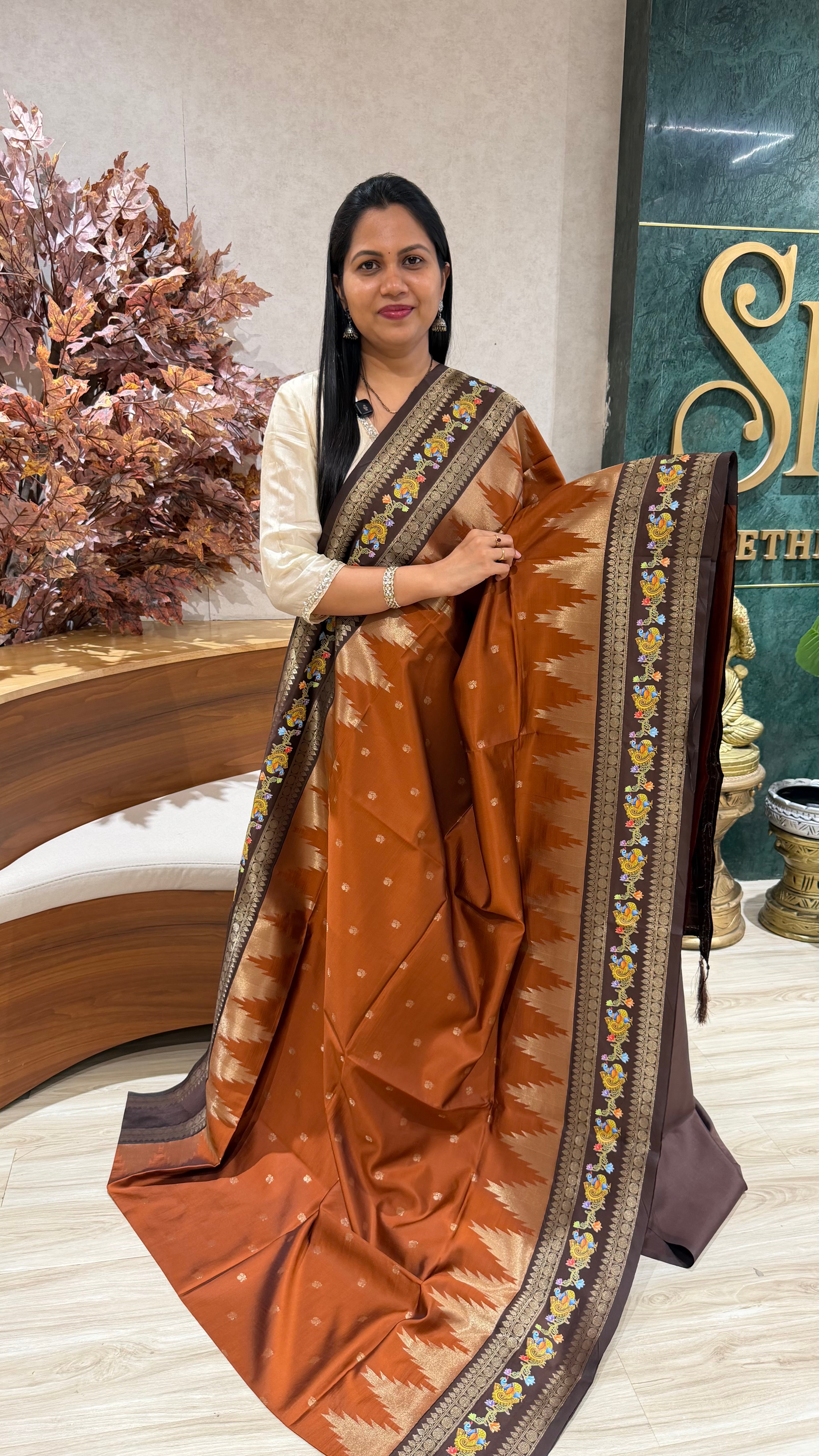 Fancy silk Tanjore print