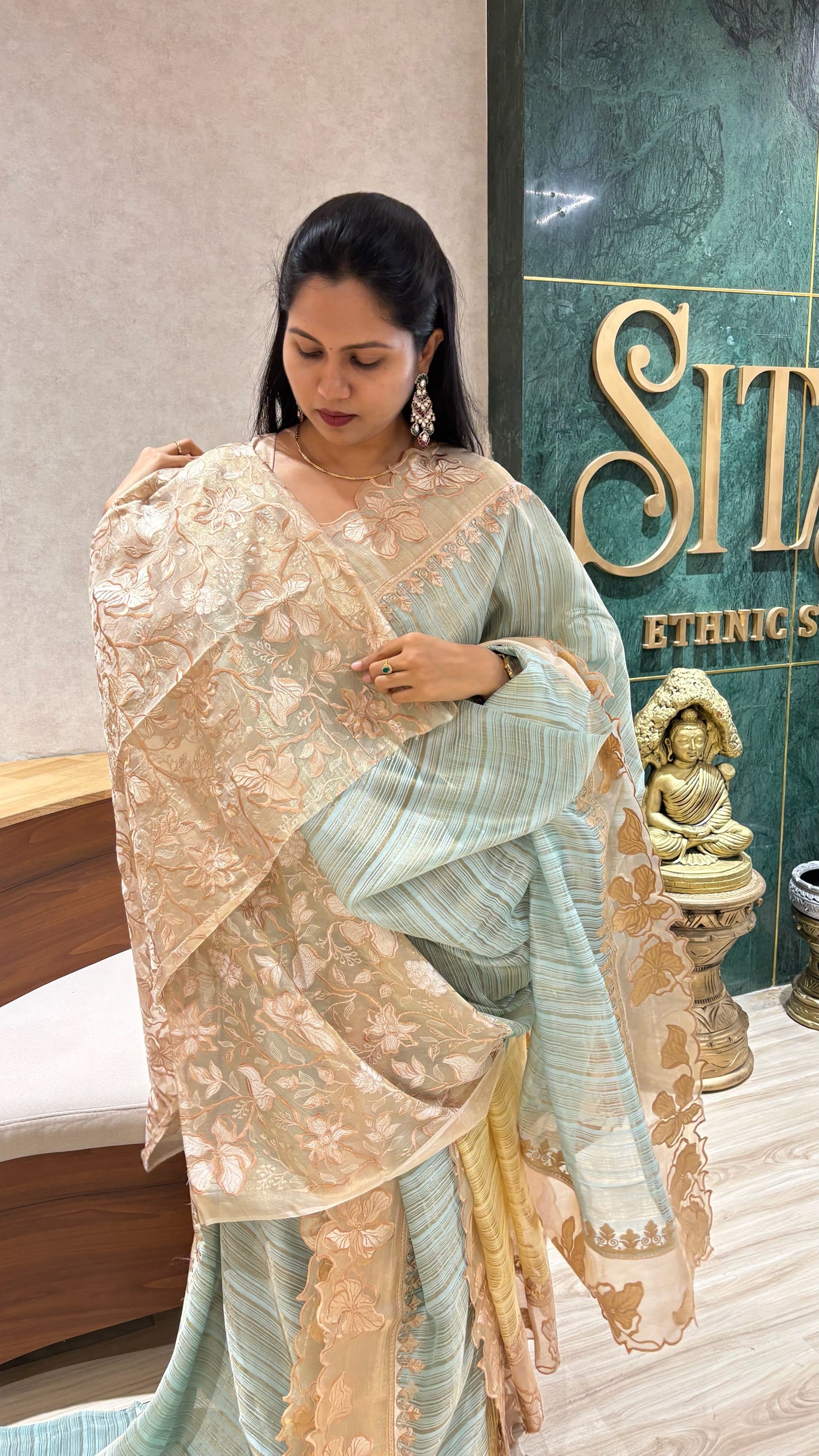 Tissue applique sky blue