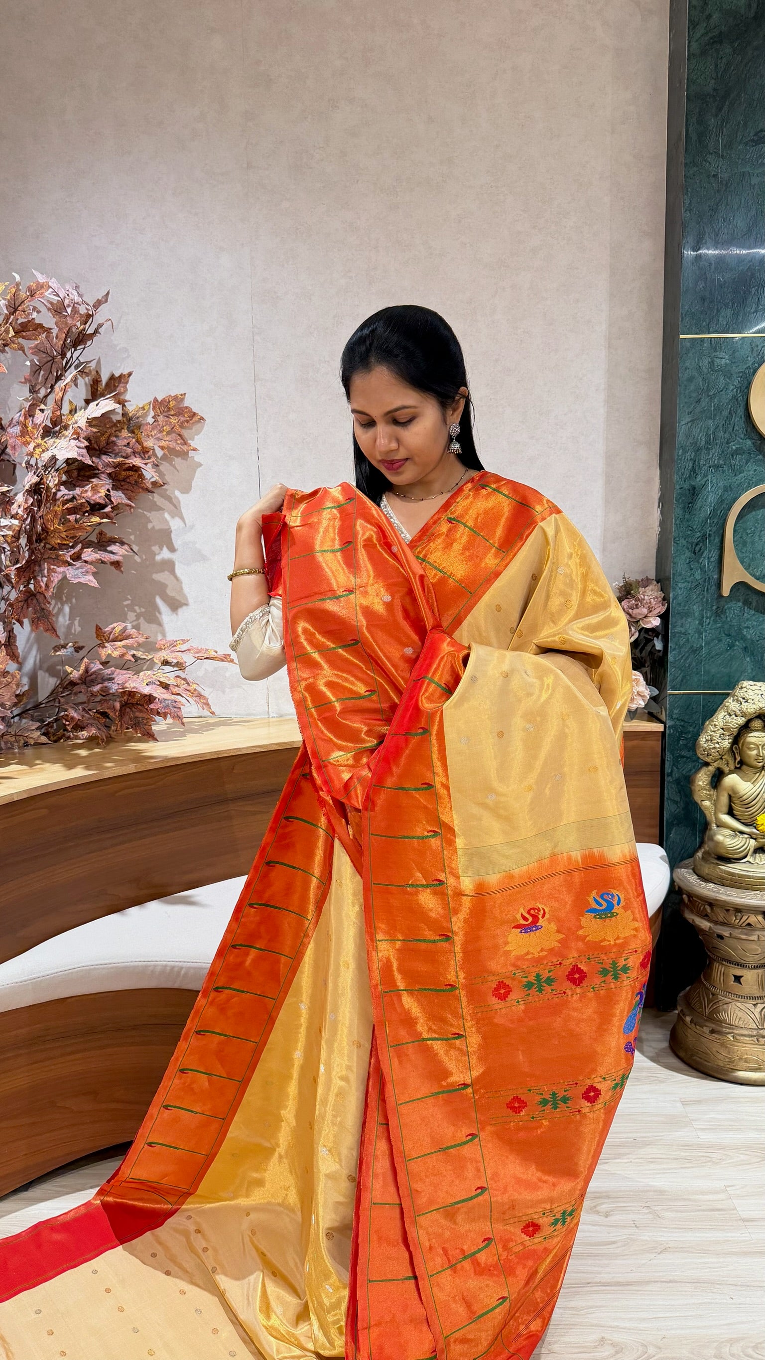 Gadwal tissue paithani