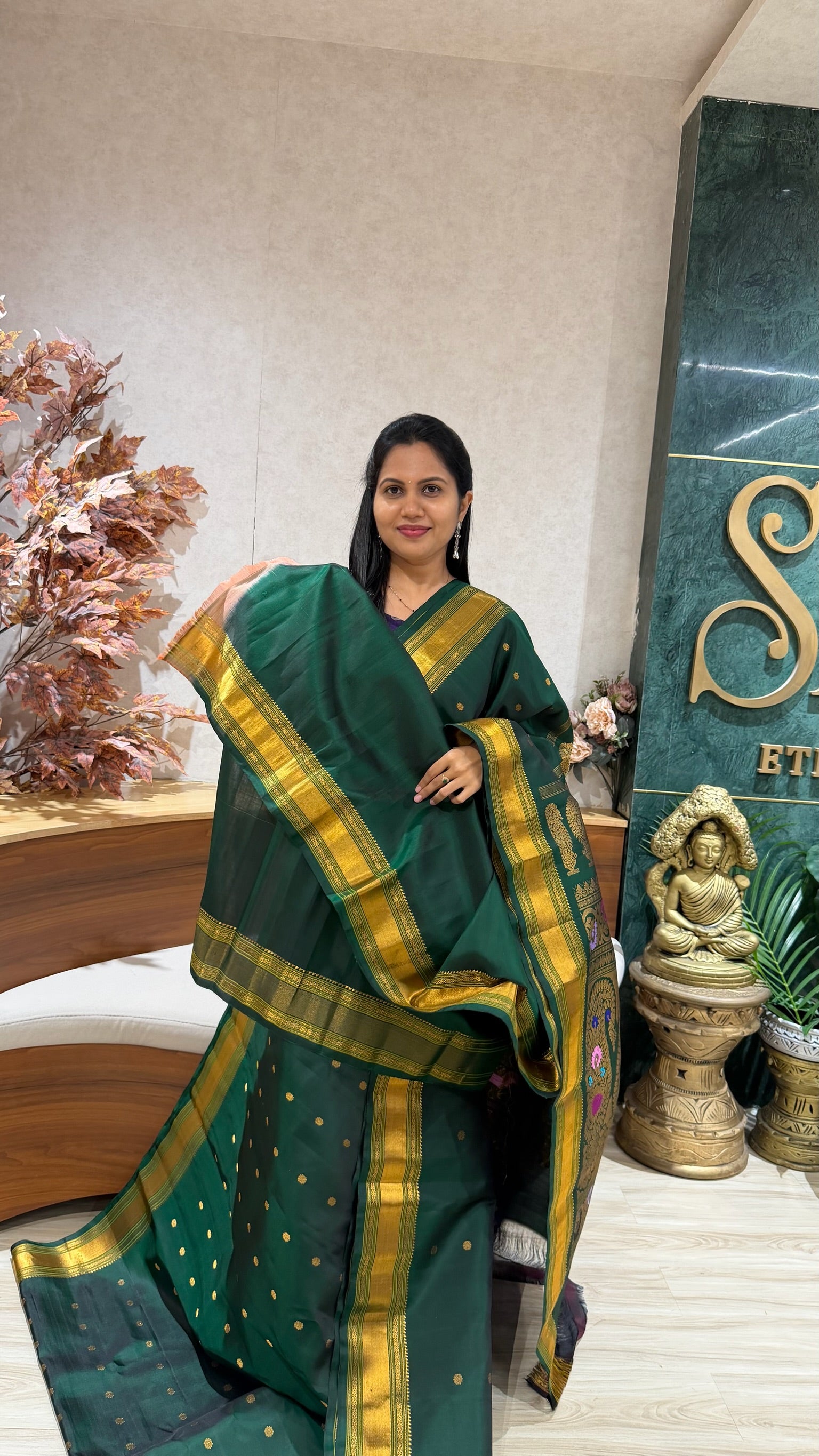 Handloom Gadwal pattu