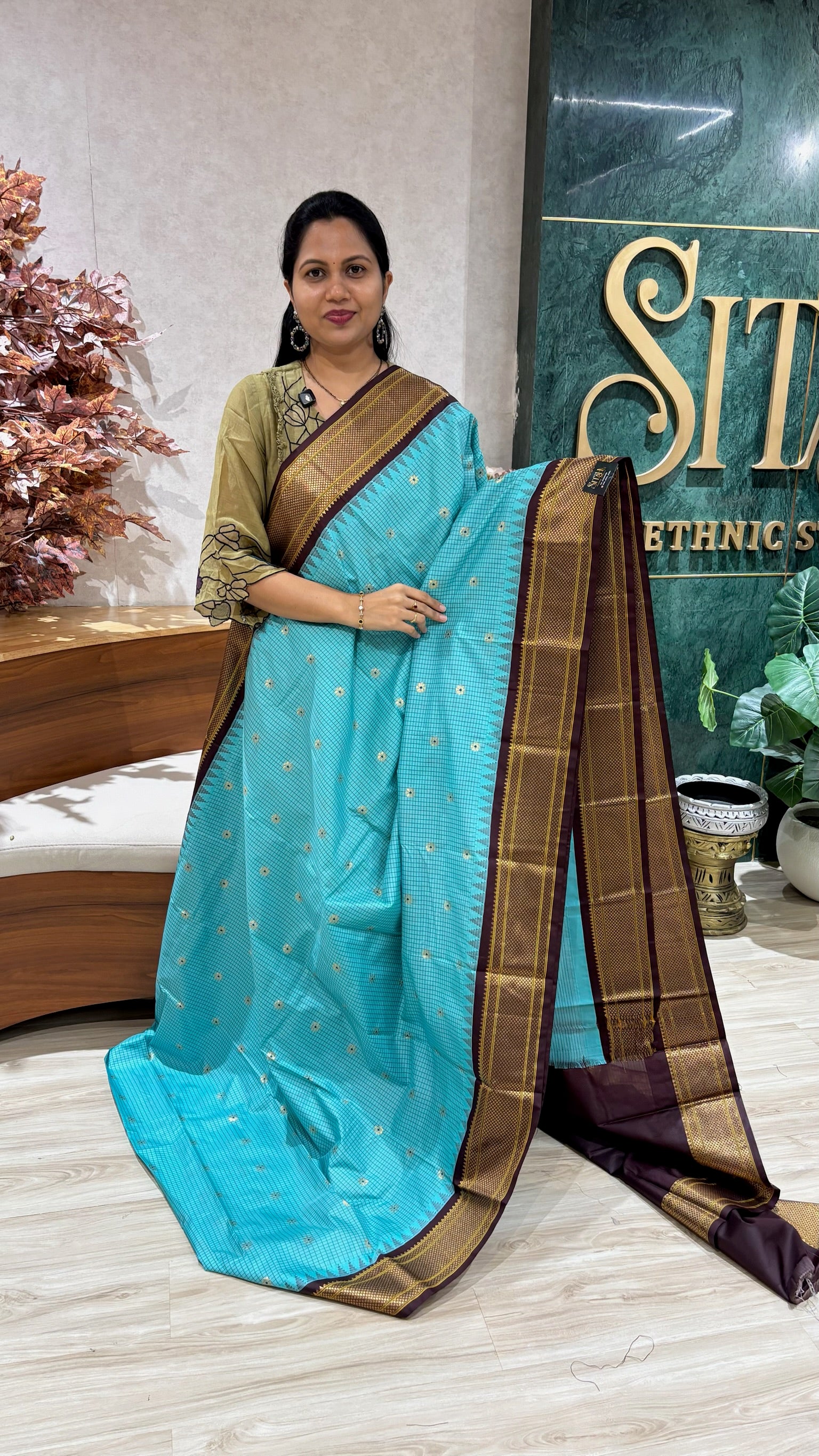 Semi Gadwal