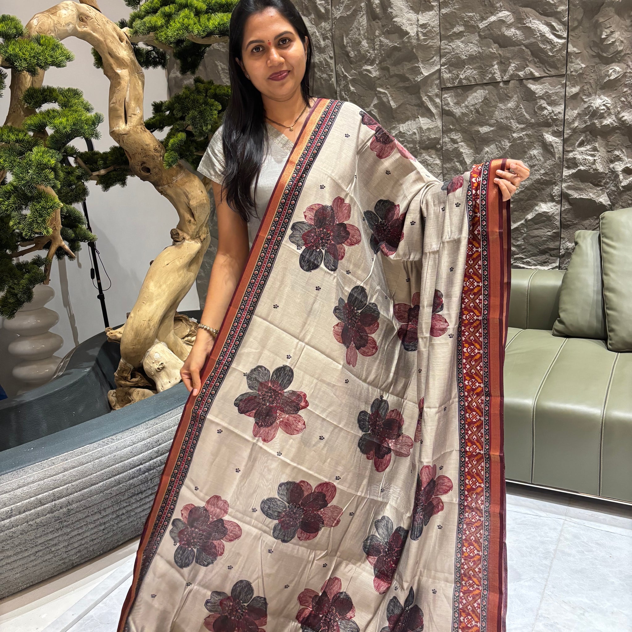Grey maroon fancy saree