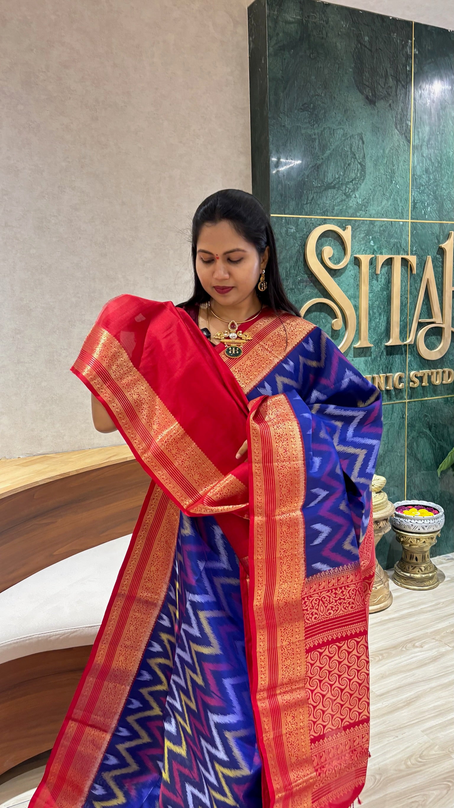 Handloom kanchi ikkat weave