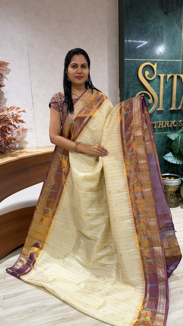 Handloom  Gadwal tissue muniya border
