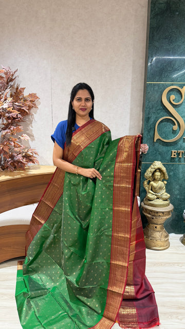 Light weight kanchi pattu