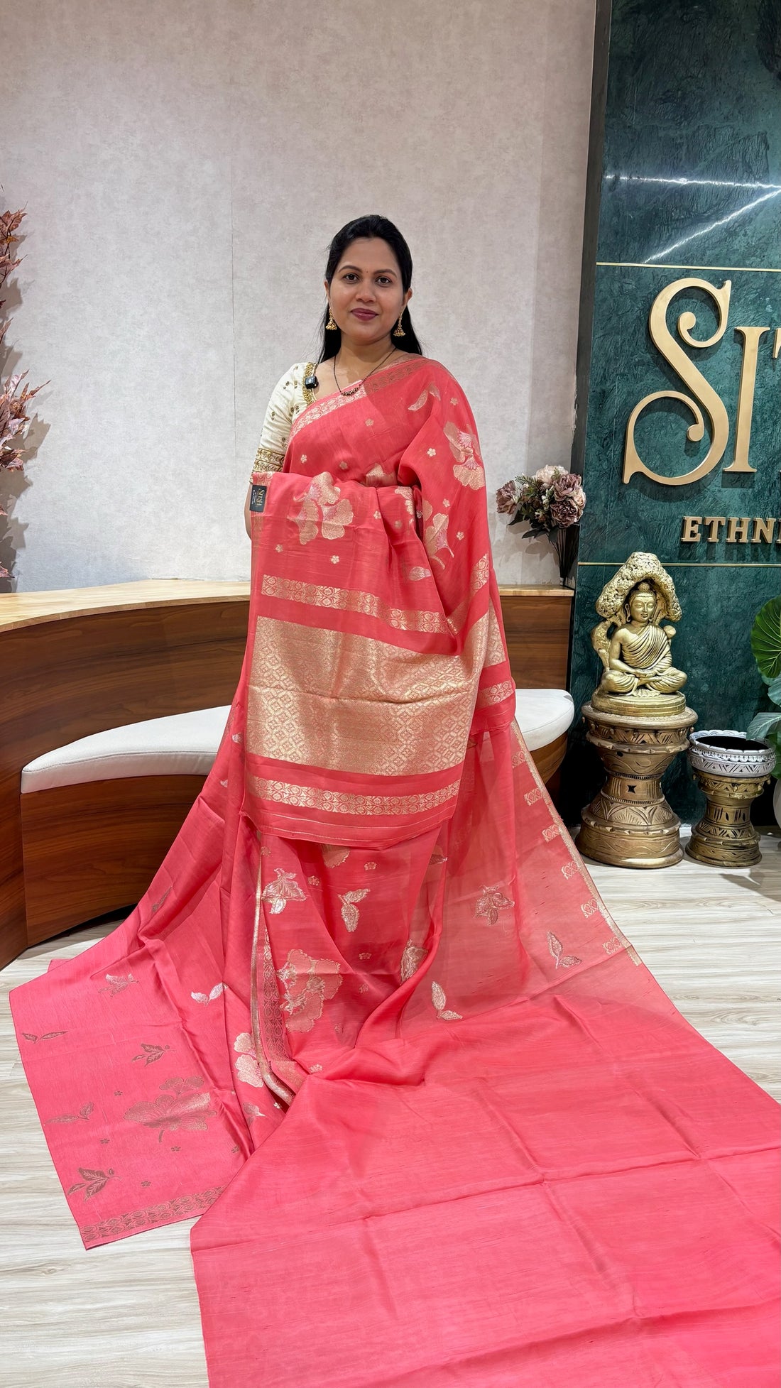 Tussar georgette peach