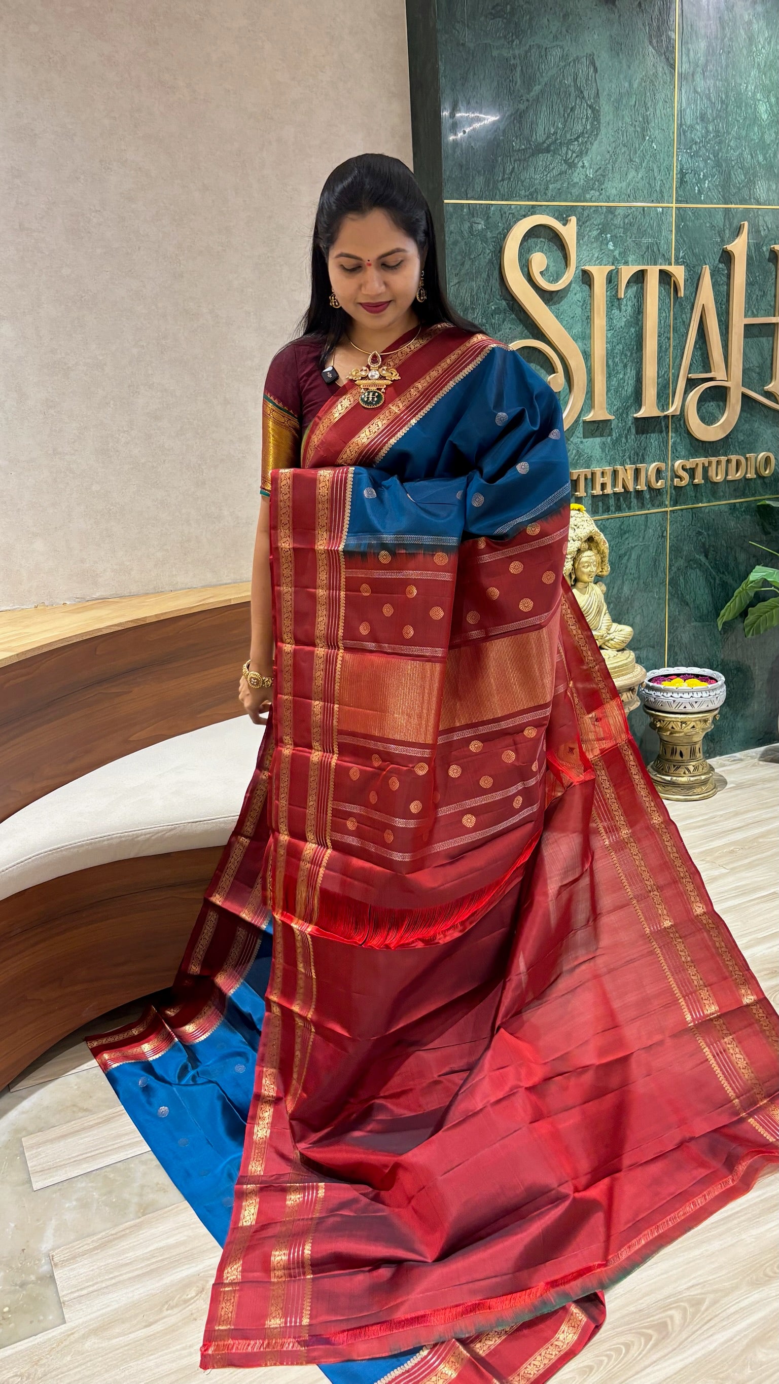 Handloom kanchi pattu-red