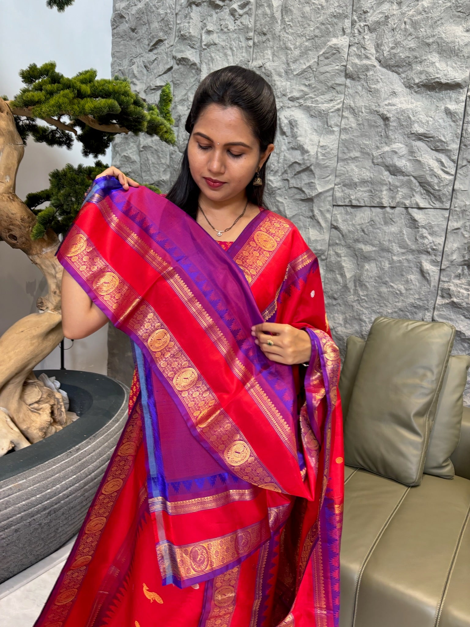 Handloom gadwal red purple