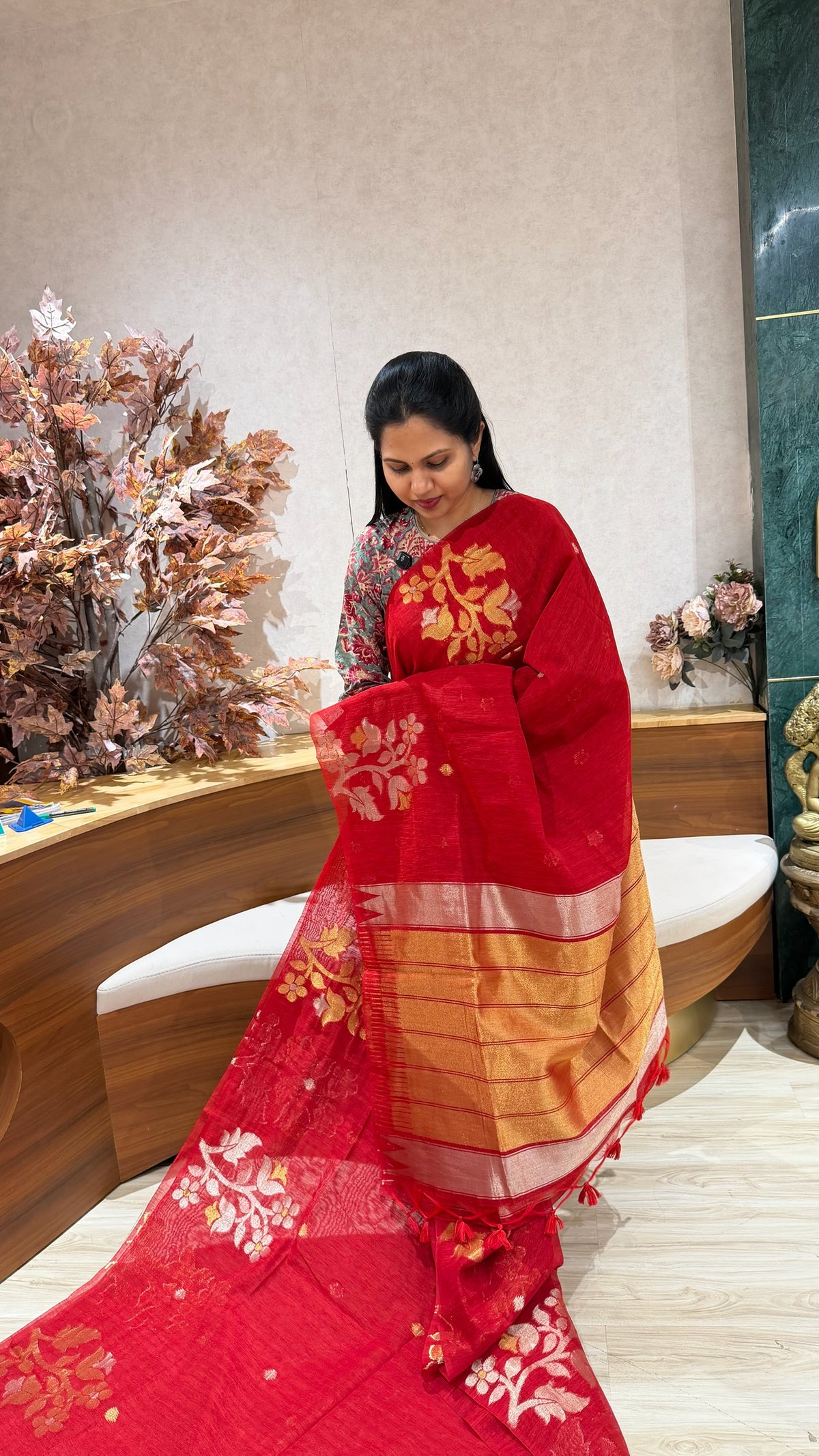 Linen saree