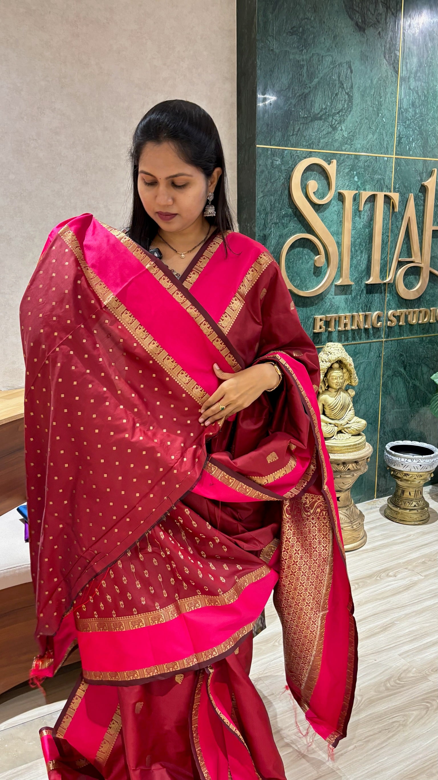 Semi pattu brick shade