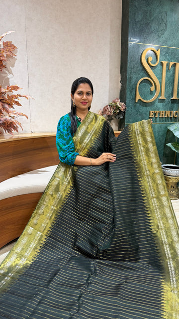 Handloom gadwal tissue border