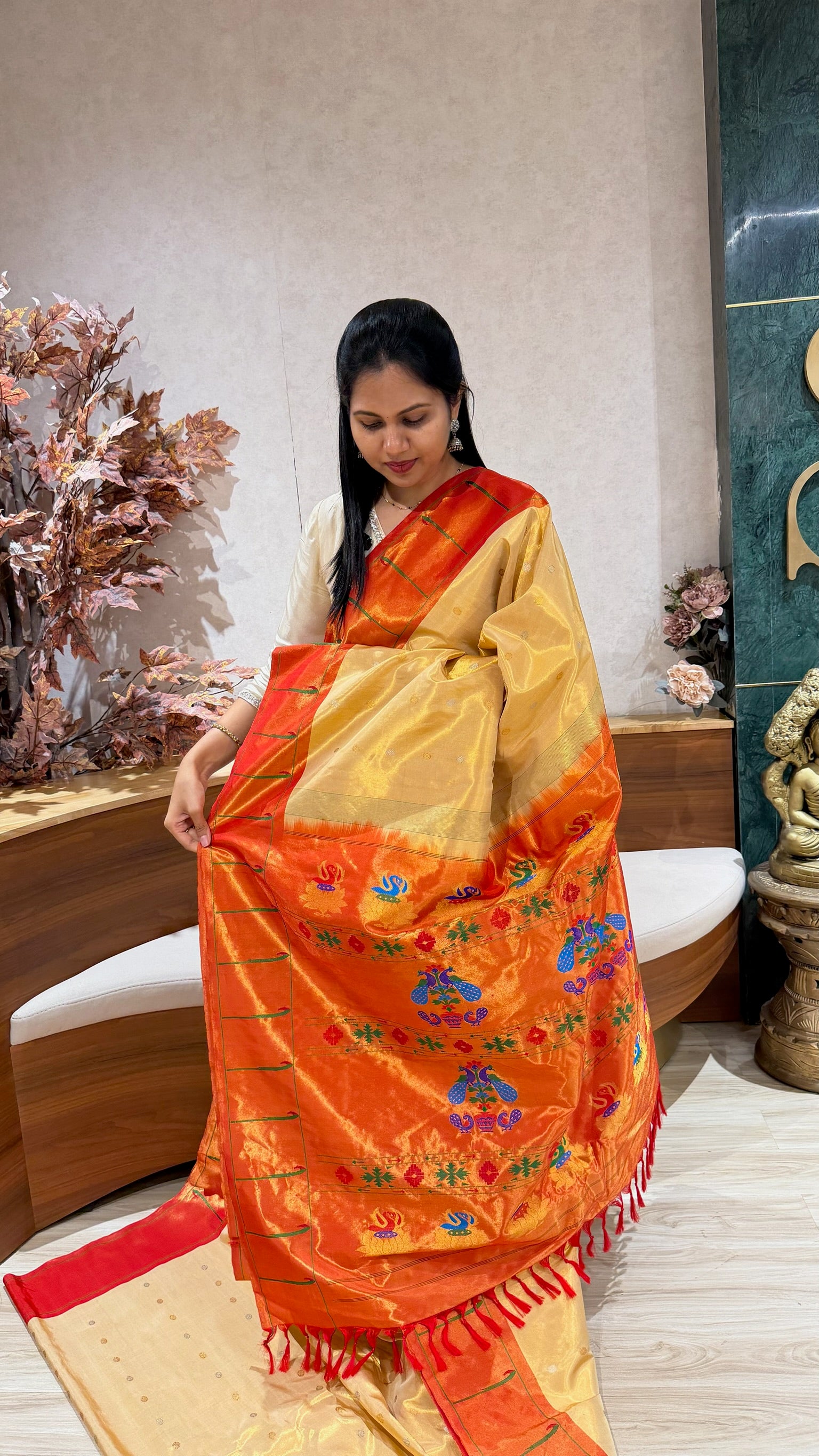 Gadwal tissue paithani