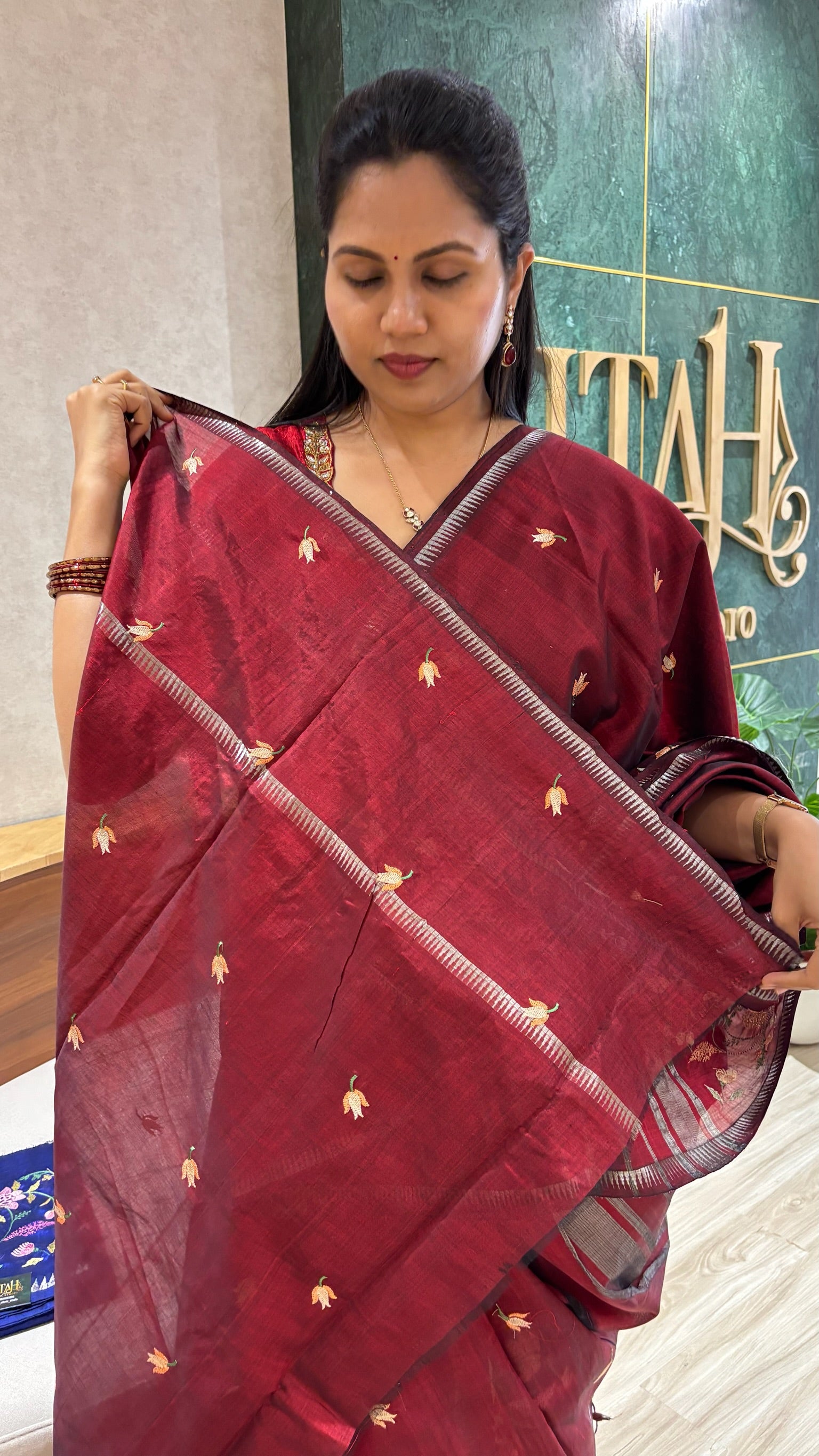 Mangalgiri pattu embroidery