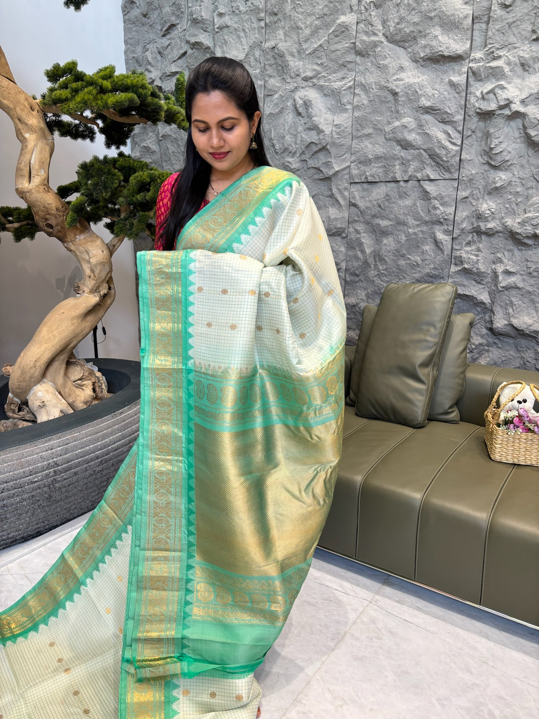 Handloom pattu half white sea green