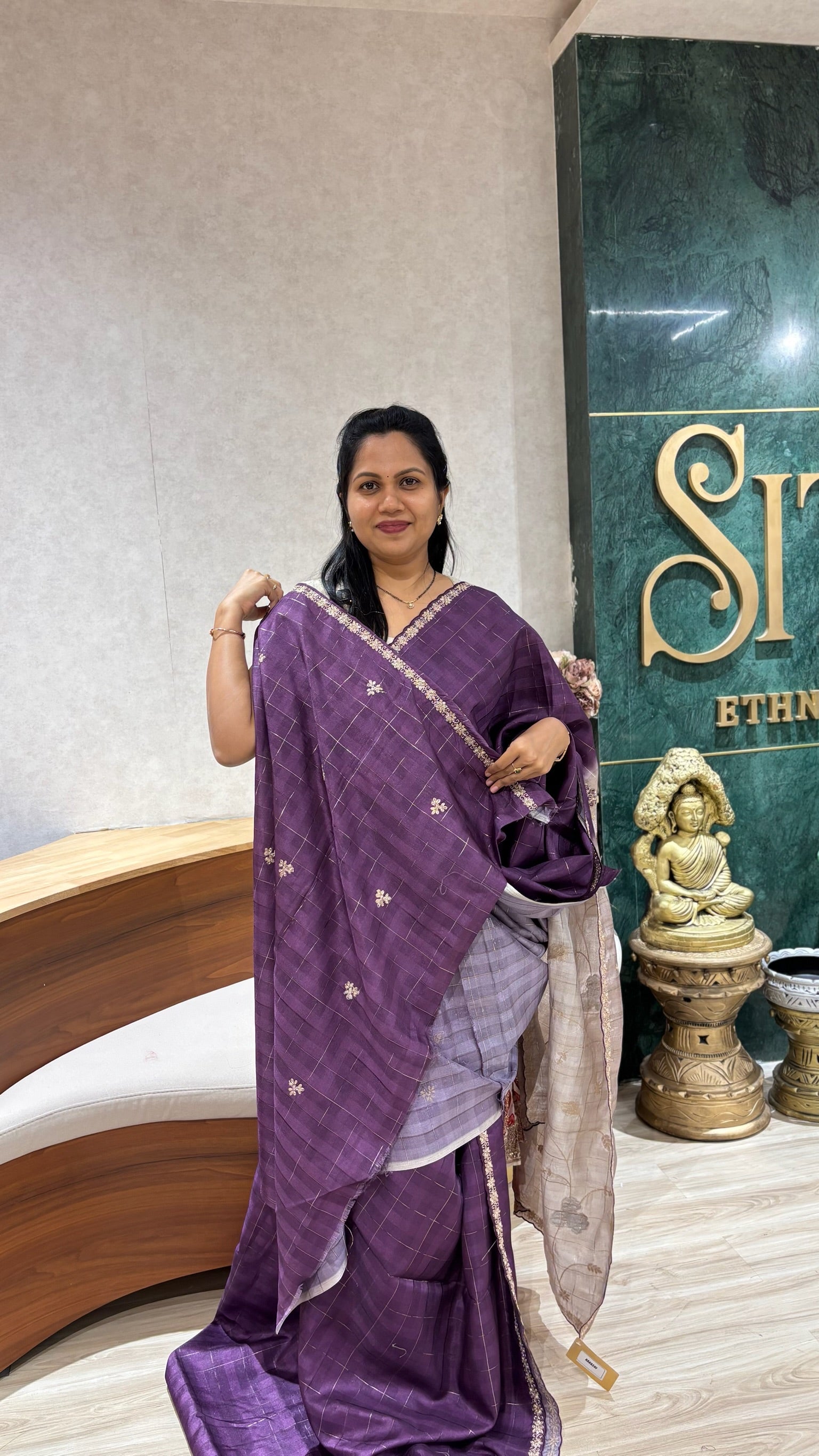 Fancy tussar embroidery border