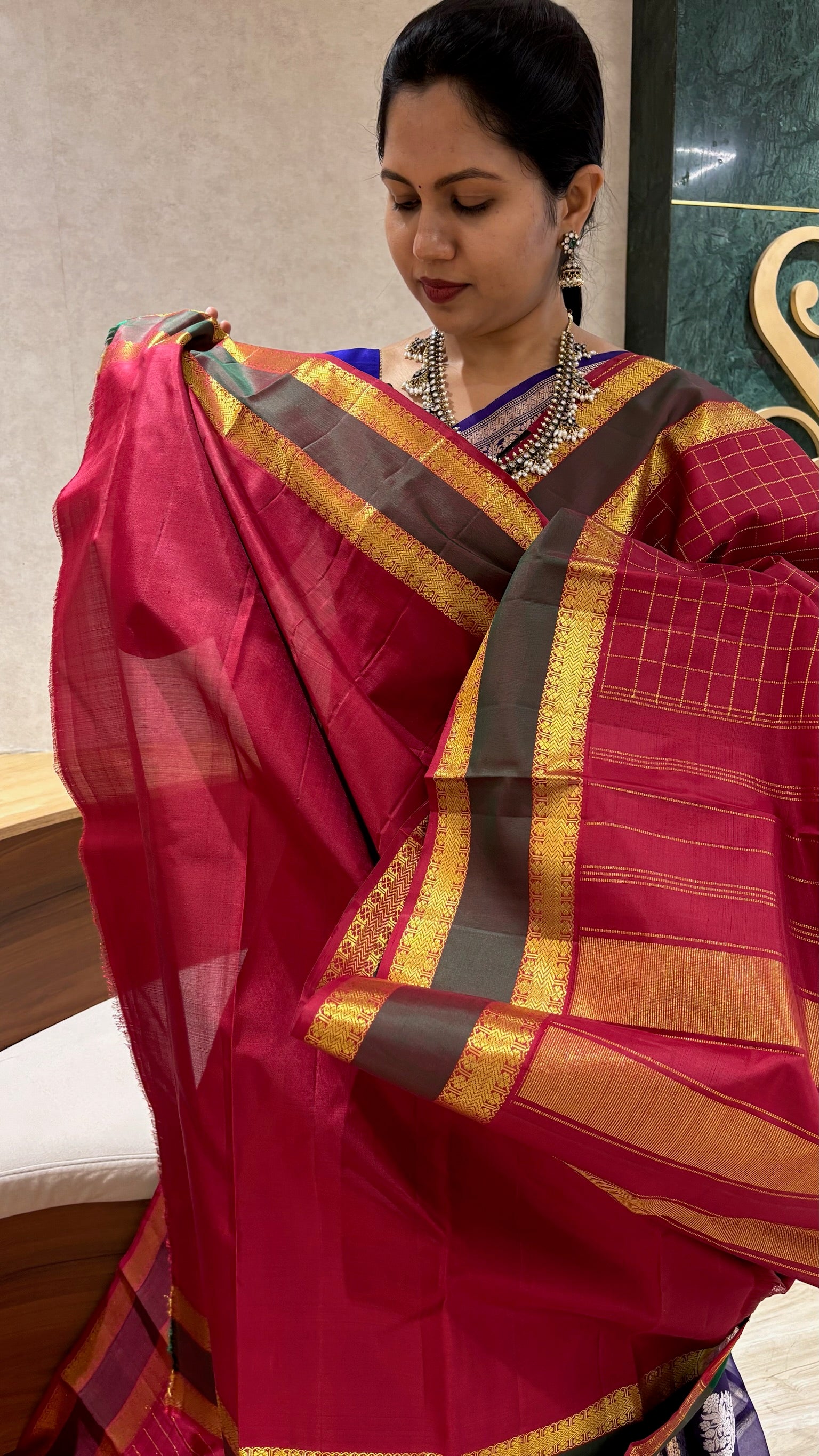 Handloom kanchi pattu kumkum red